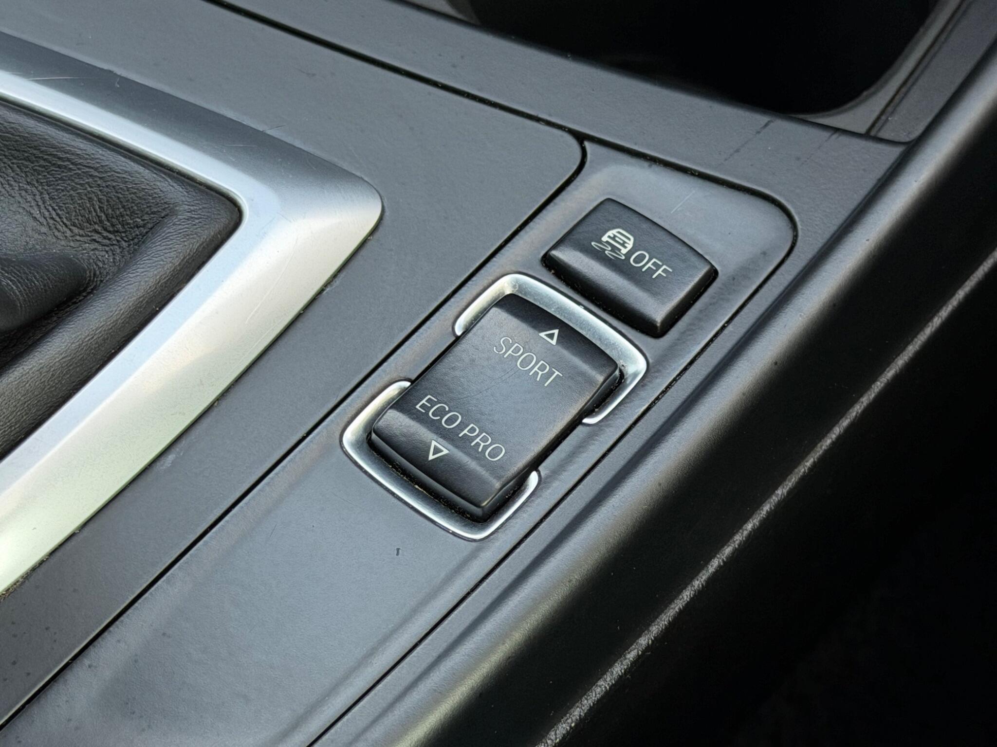 BMW 1 Series view 42