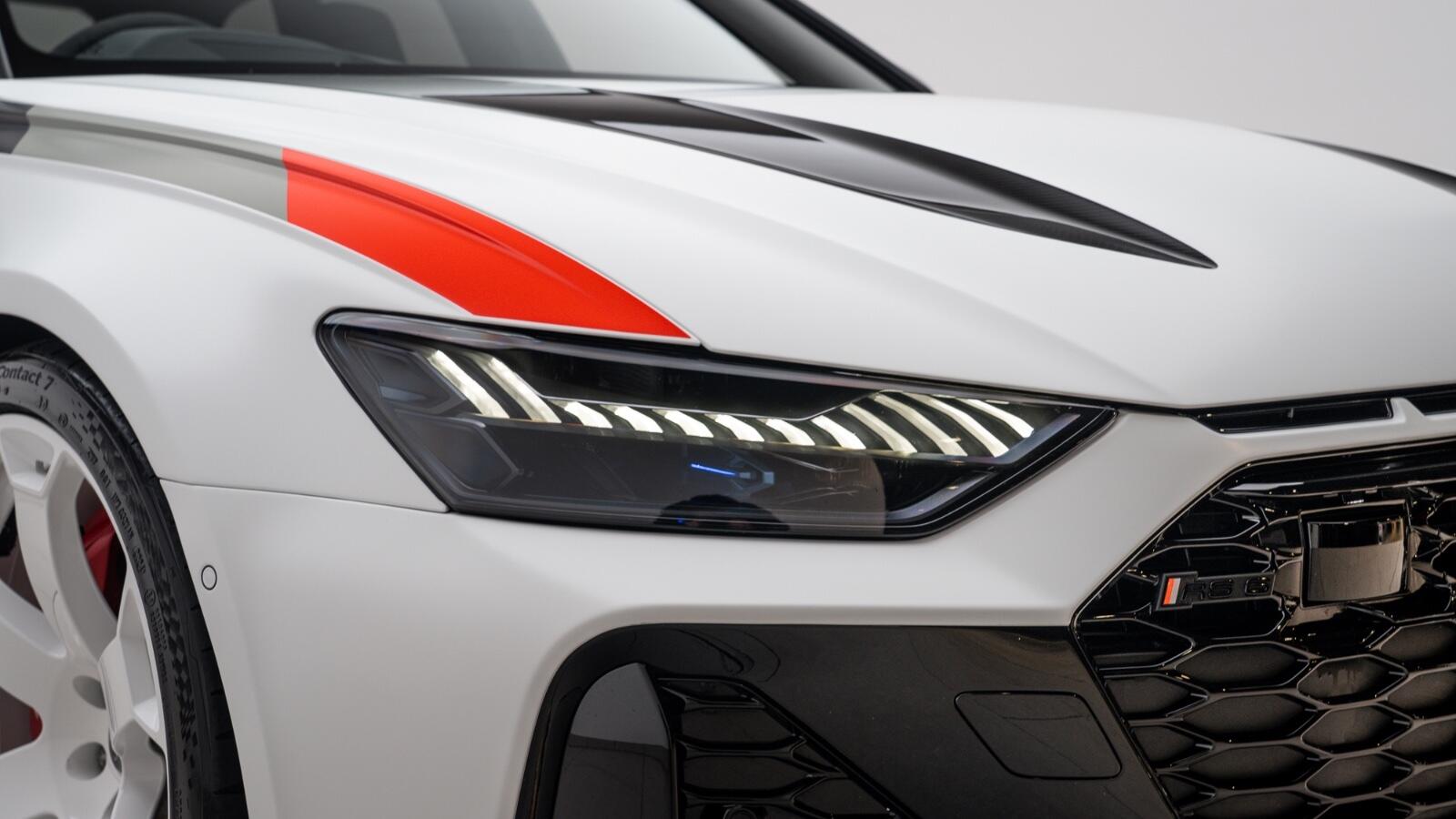 Audi RS6 Avant view 59