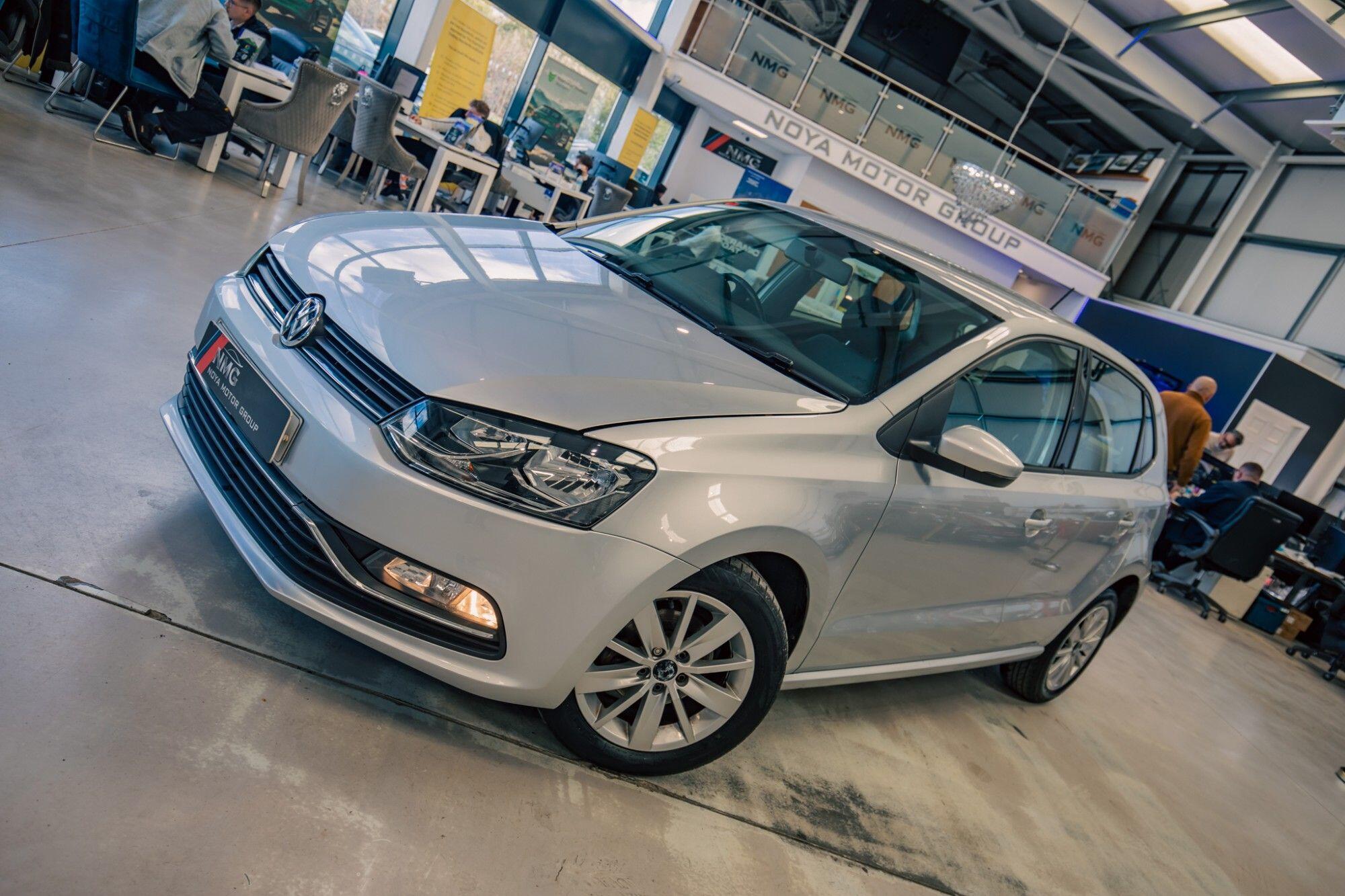 Volkswagen Polo view 5
