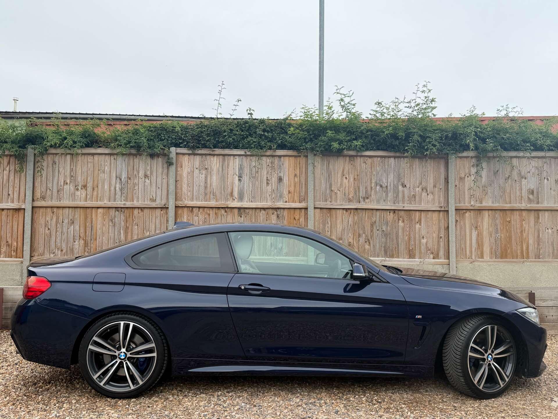 BMW 4 Series view 13