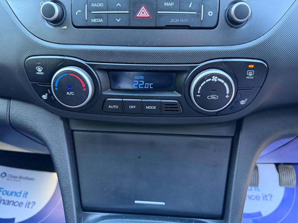 Hyundai I10 view 15