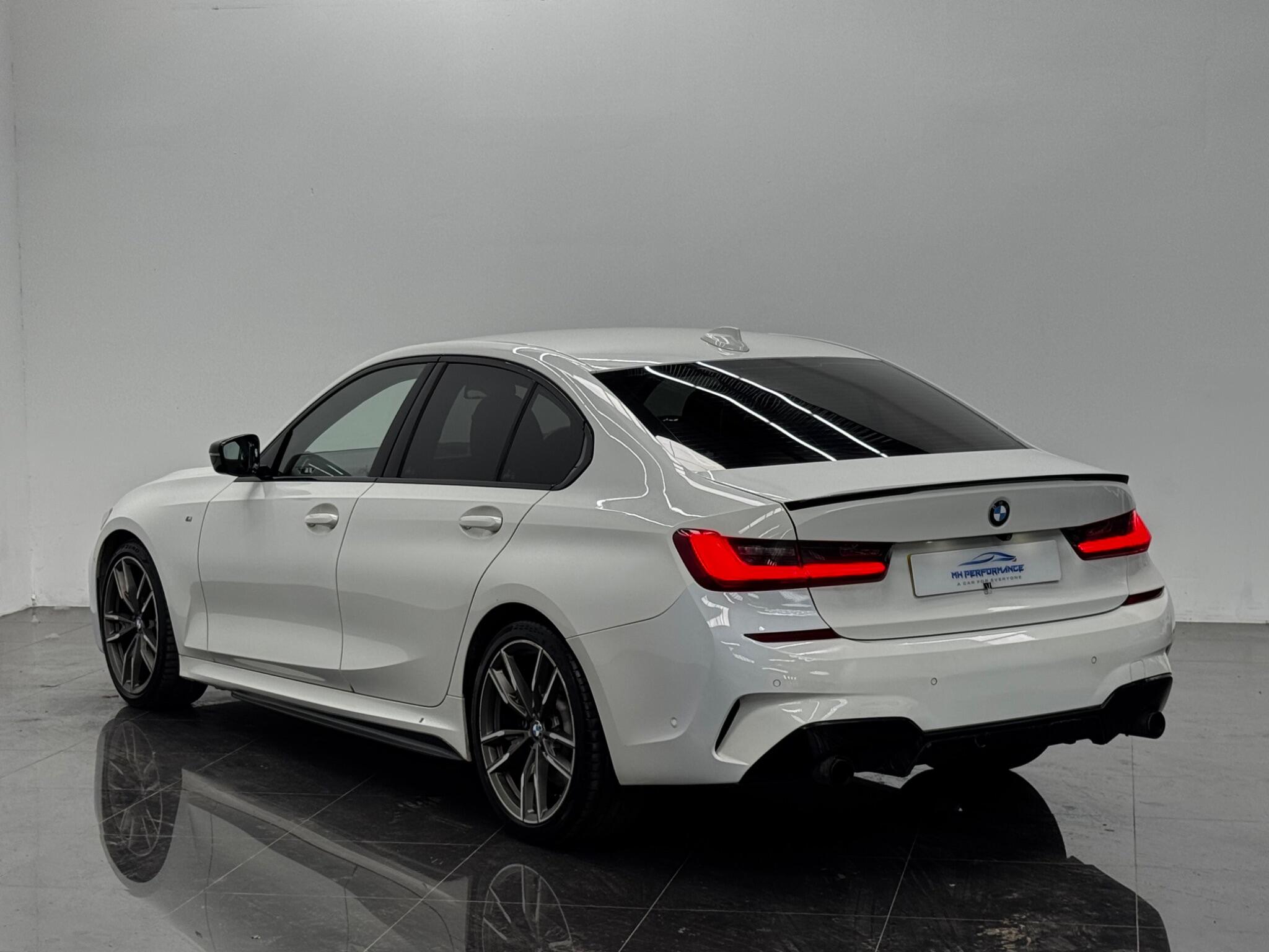 BMW 3 Series view 41