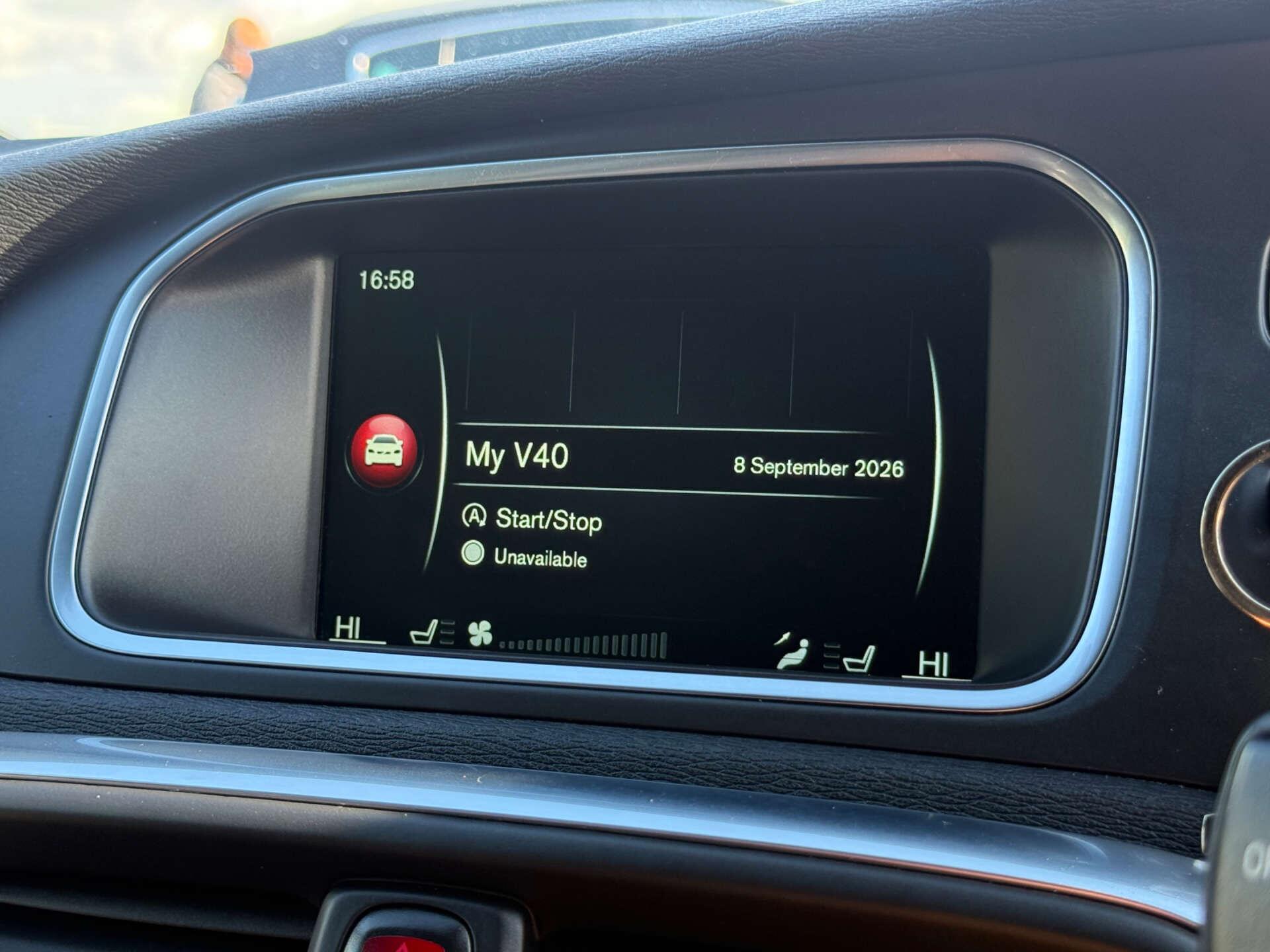 Volvo V40 view 46