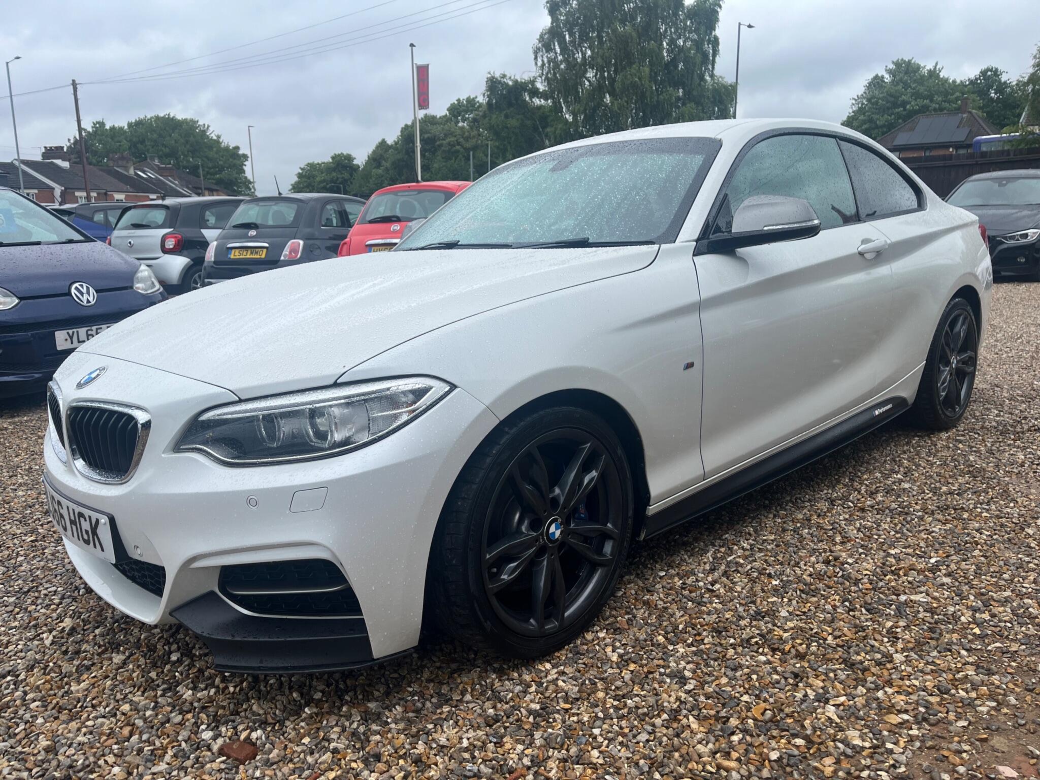 BMW 2 Series view 9