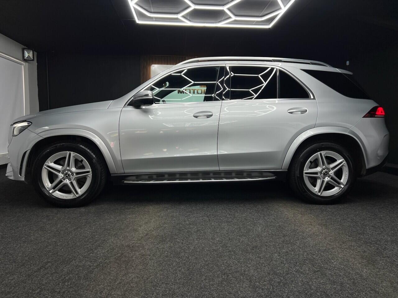 Mercedes-Benz Gle view 4