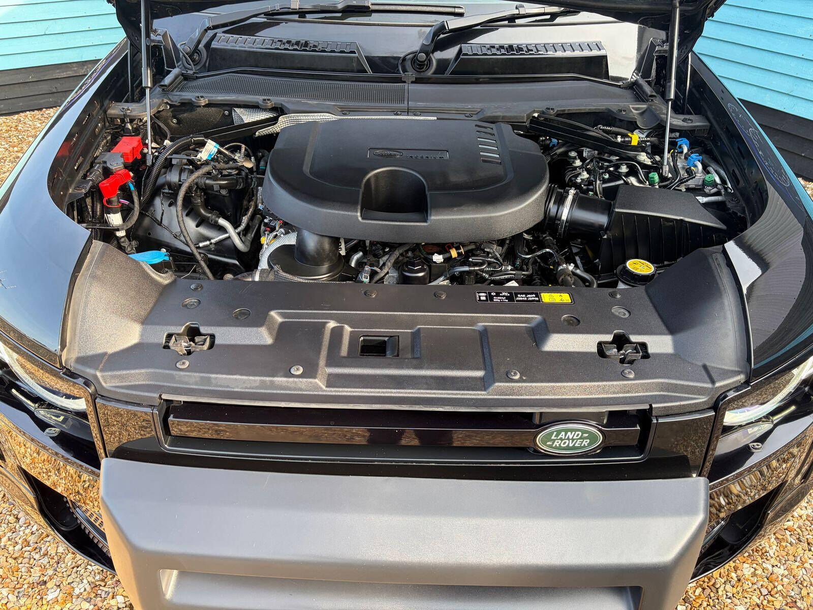 Land Rover Defender view 14