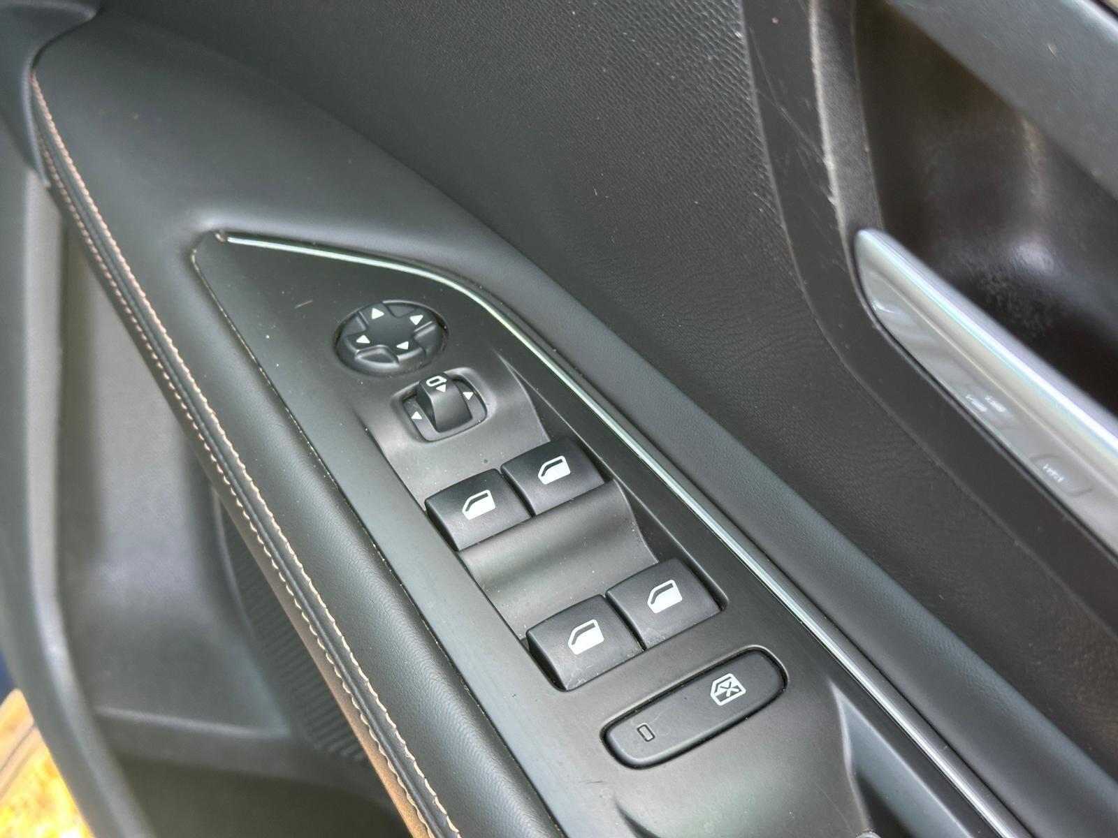 Peugeot 3008 view 25
