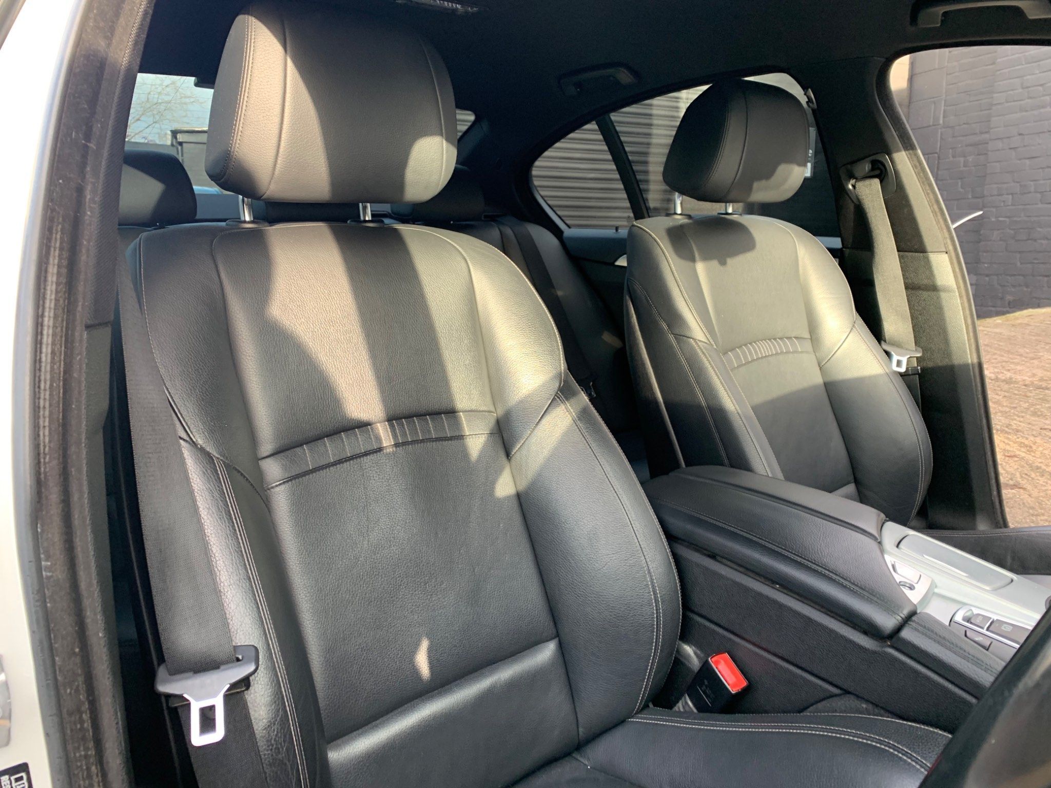 BMW 5 Series view 22