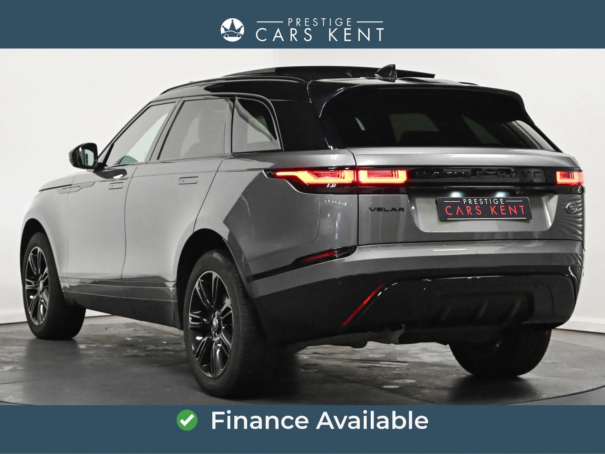Land Rover Range Rover Velar view 3