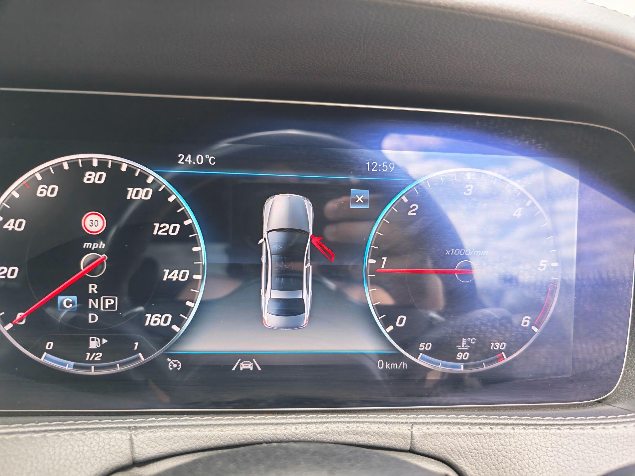 Mercedes-Benz S Class view 13