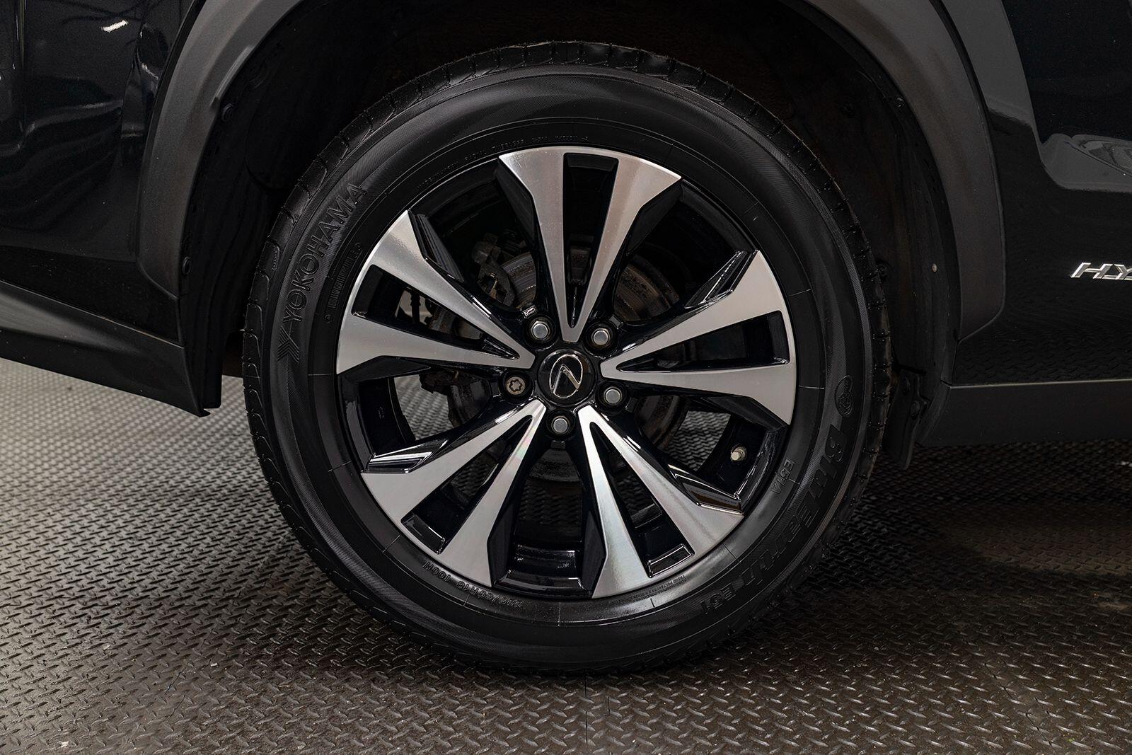 Lexus NX view 57