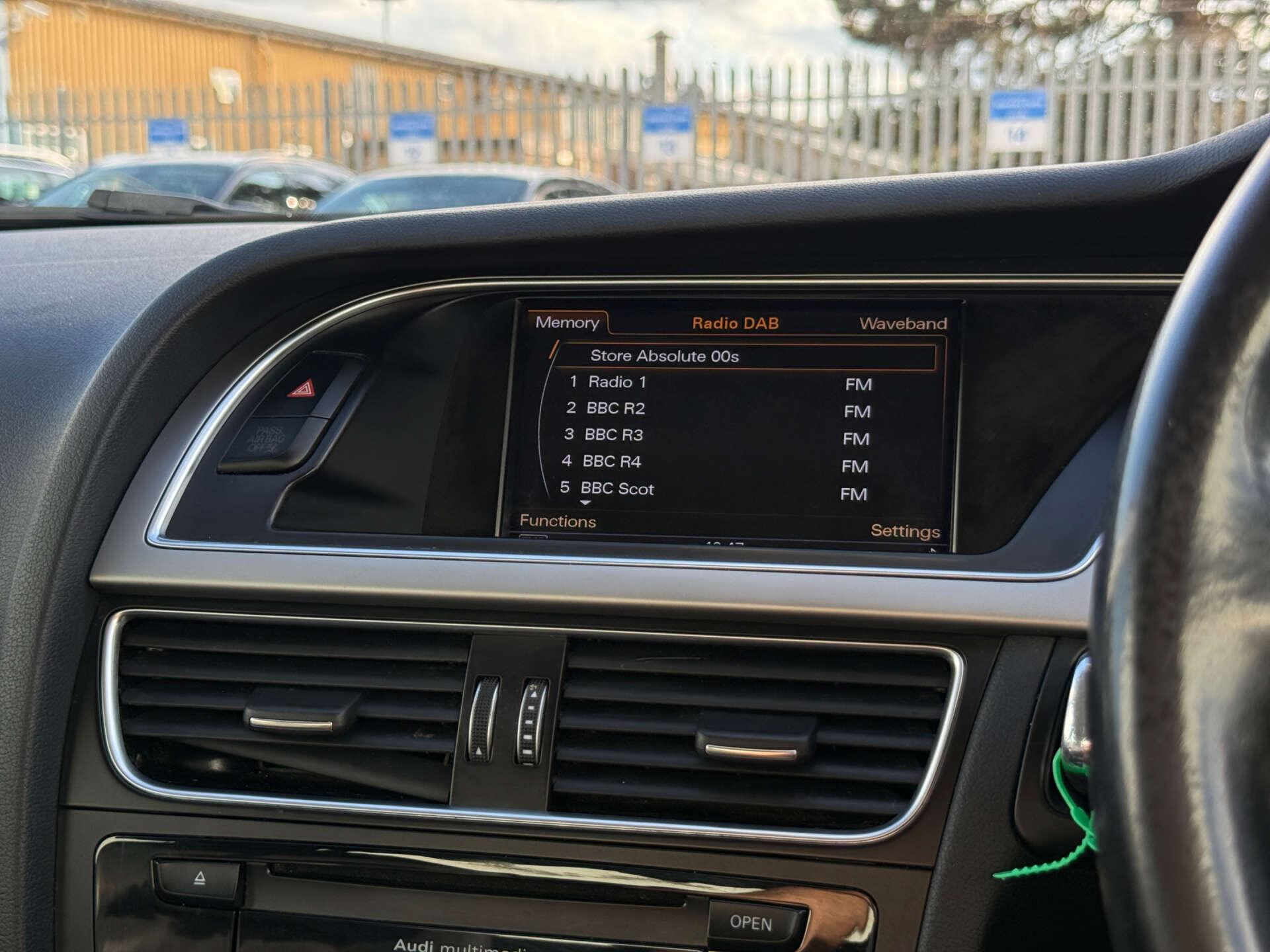 Audi A4 view 62