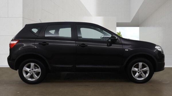 Nissan Qashqai view 5