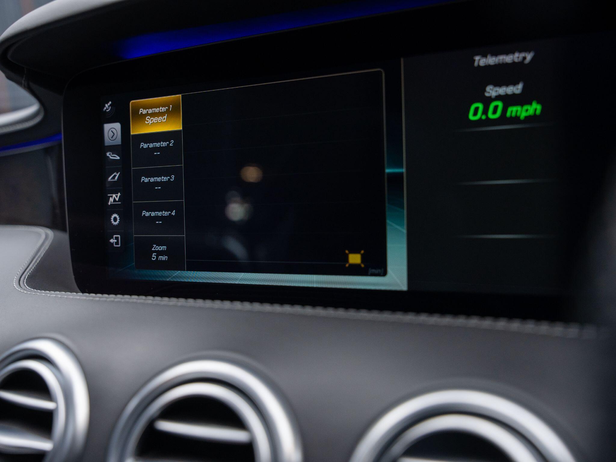 Mercedes-Benz S-Class view 30