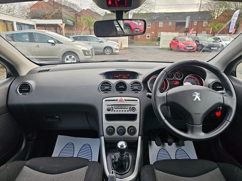 2011 Peugeot 308 CC 1.6 e-HDi Access Euro 5 (s/s) 2dr • 74,000 miles image 17