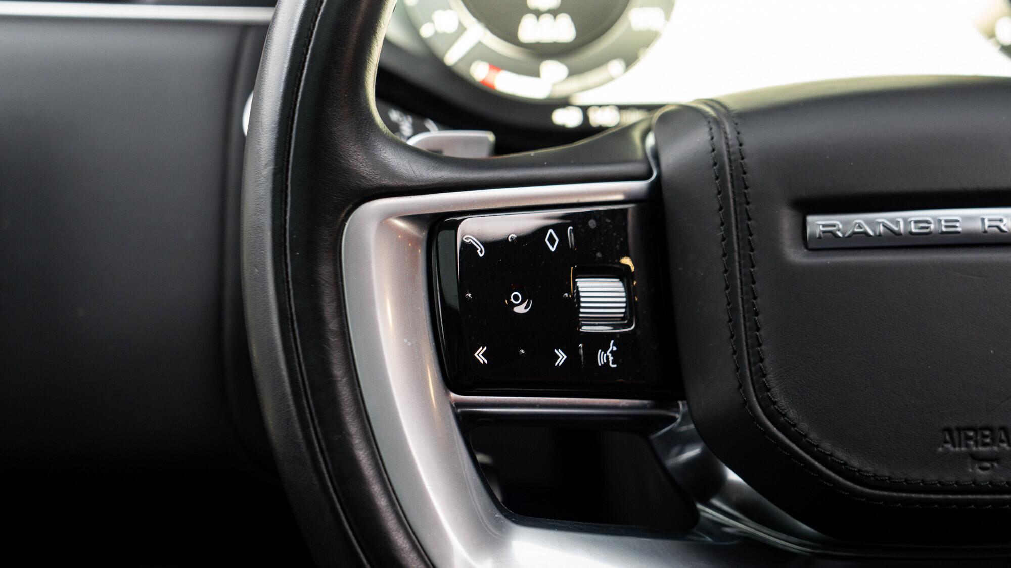 Land Rover Range Rover view 22