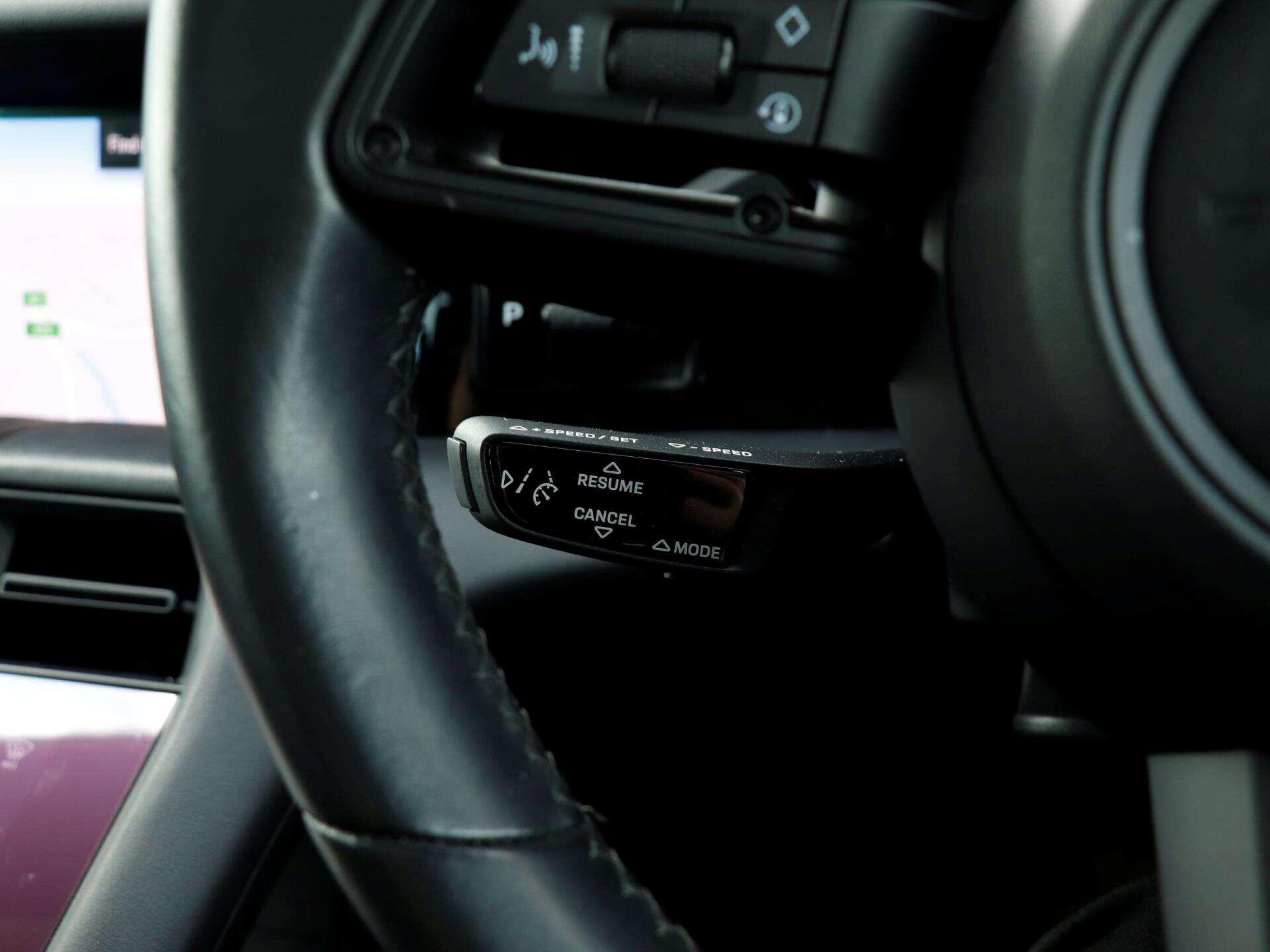 Porsche Taycan view 19