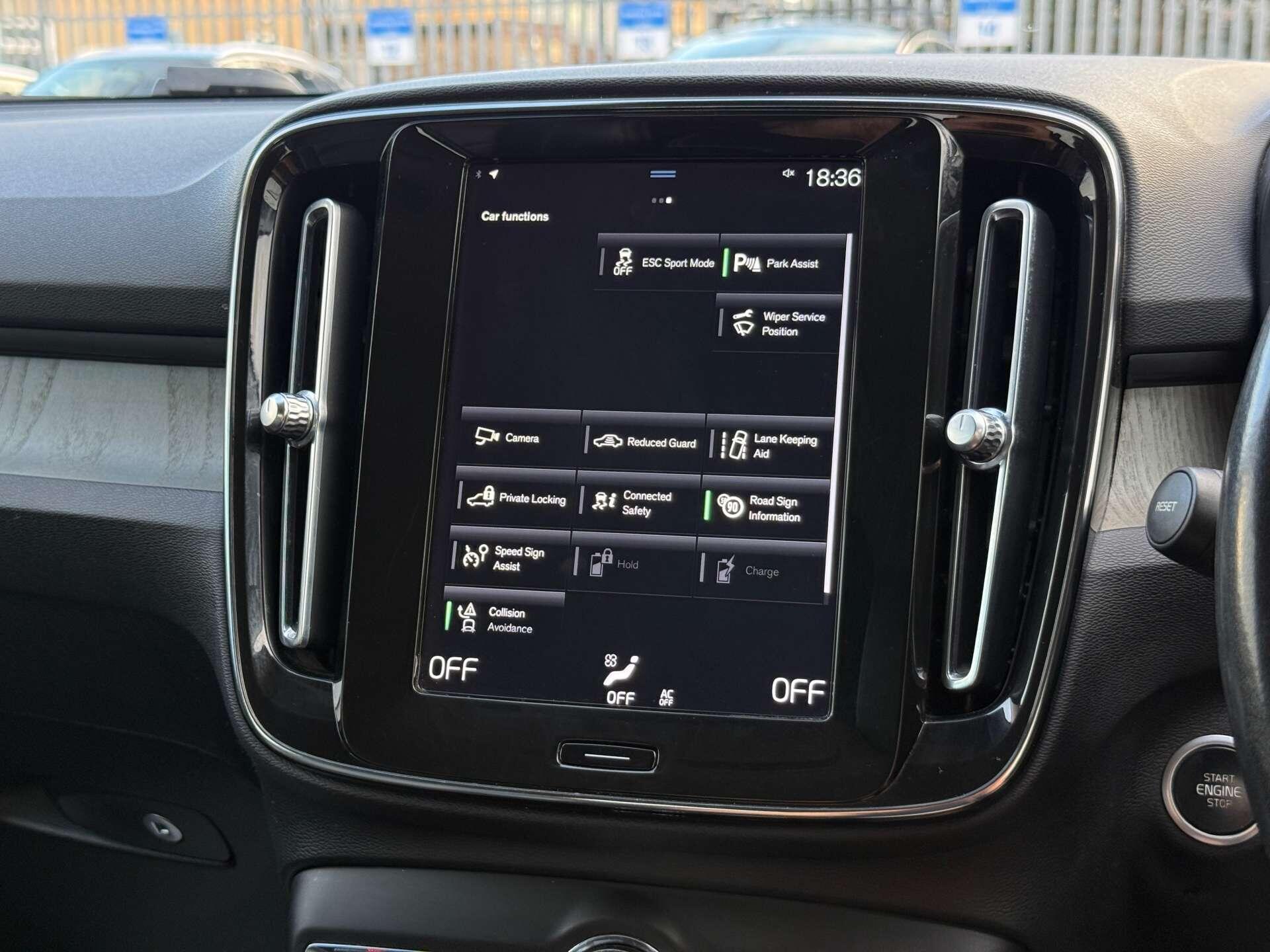 Volvo XC40 view 65