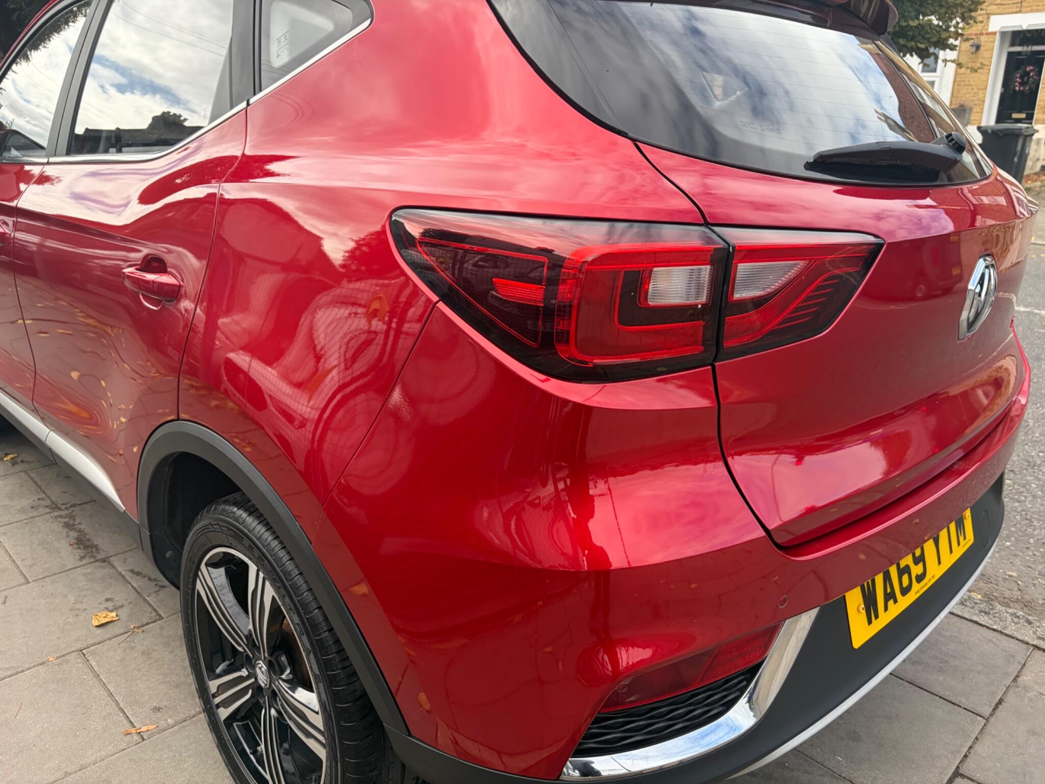 MG ZS view 30