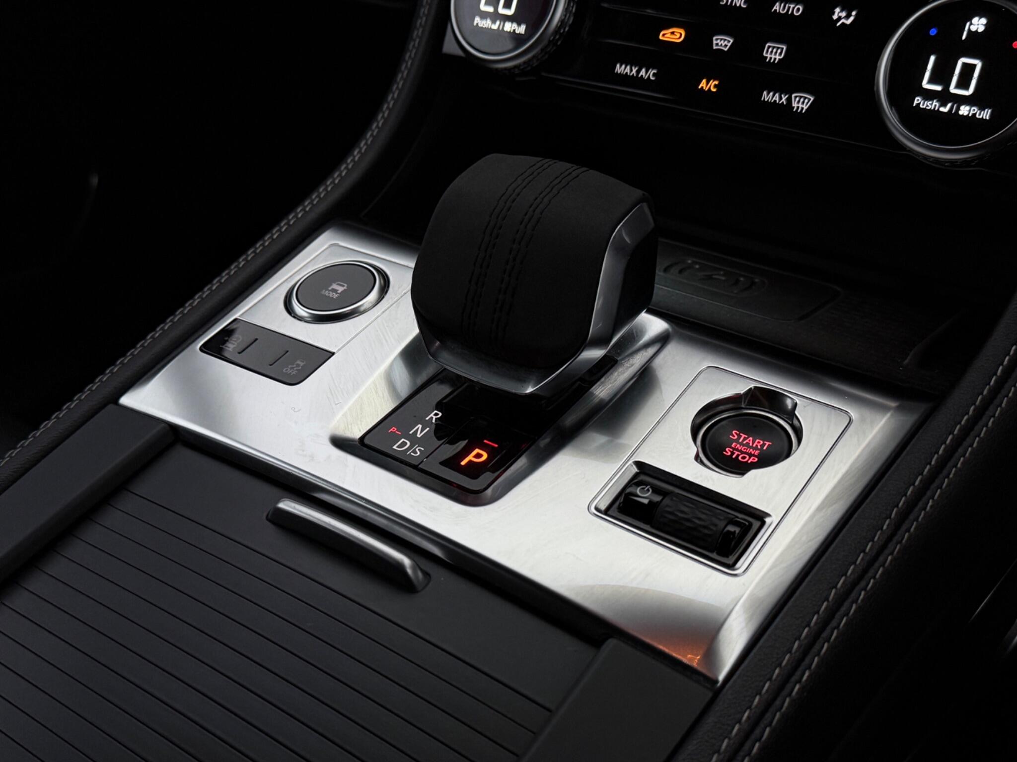 Jaguar F-Pace view 19
