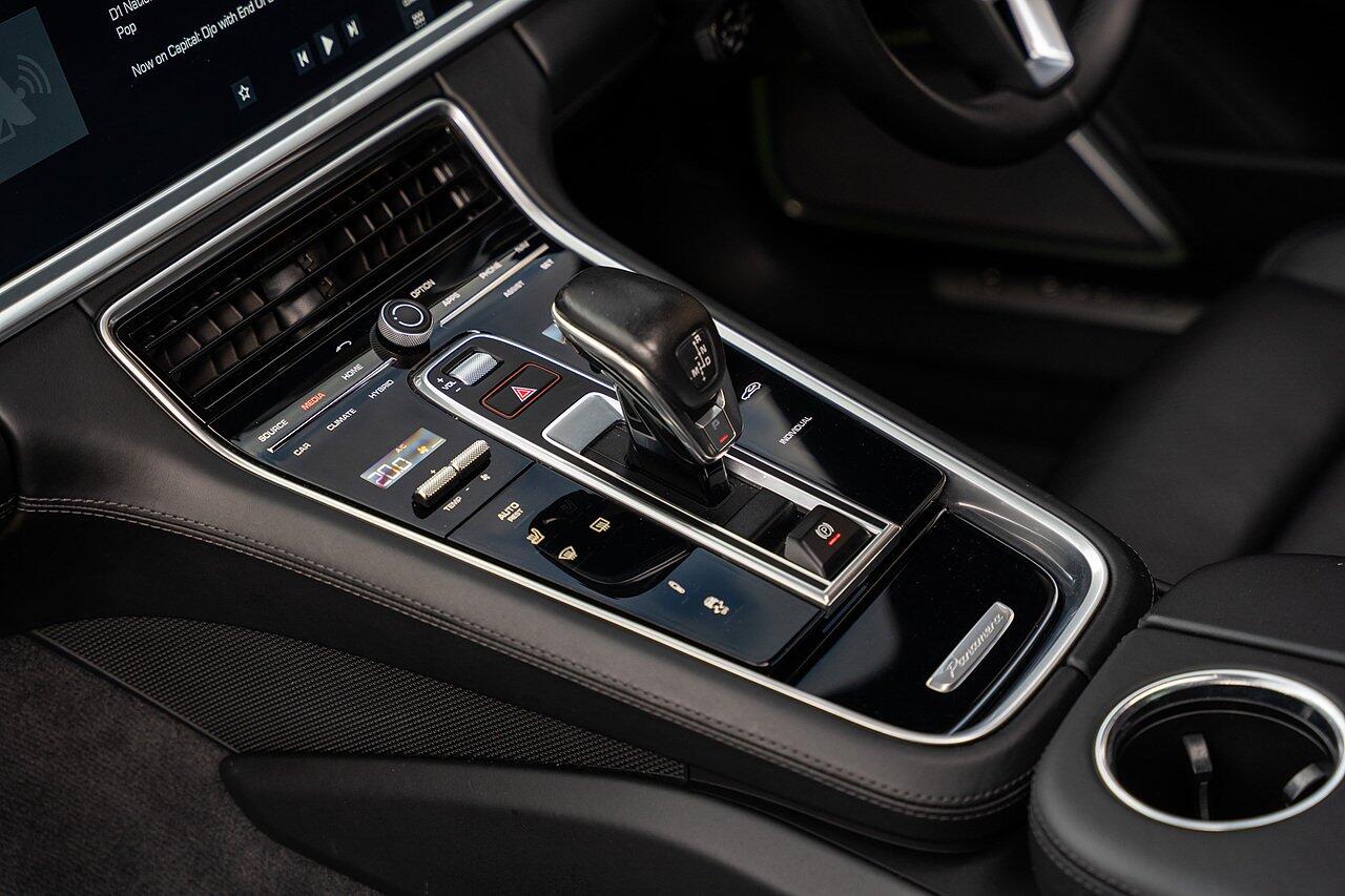 Porsche Panamera view 69