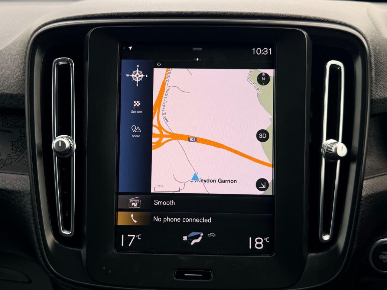 Volvo XC40 view 38