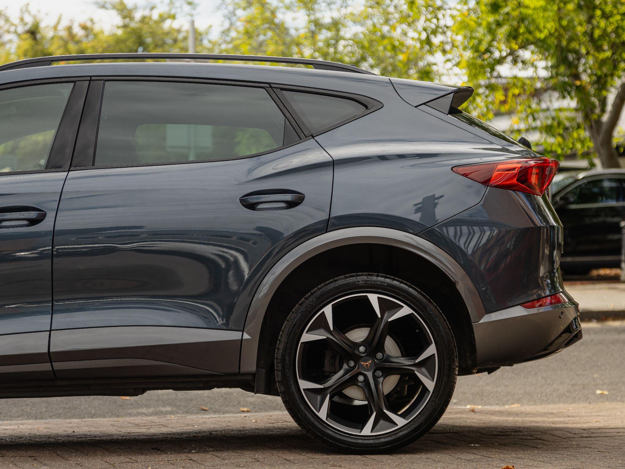 Cupra Formentor view 30