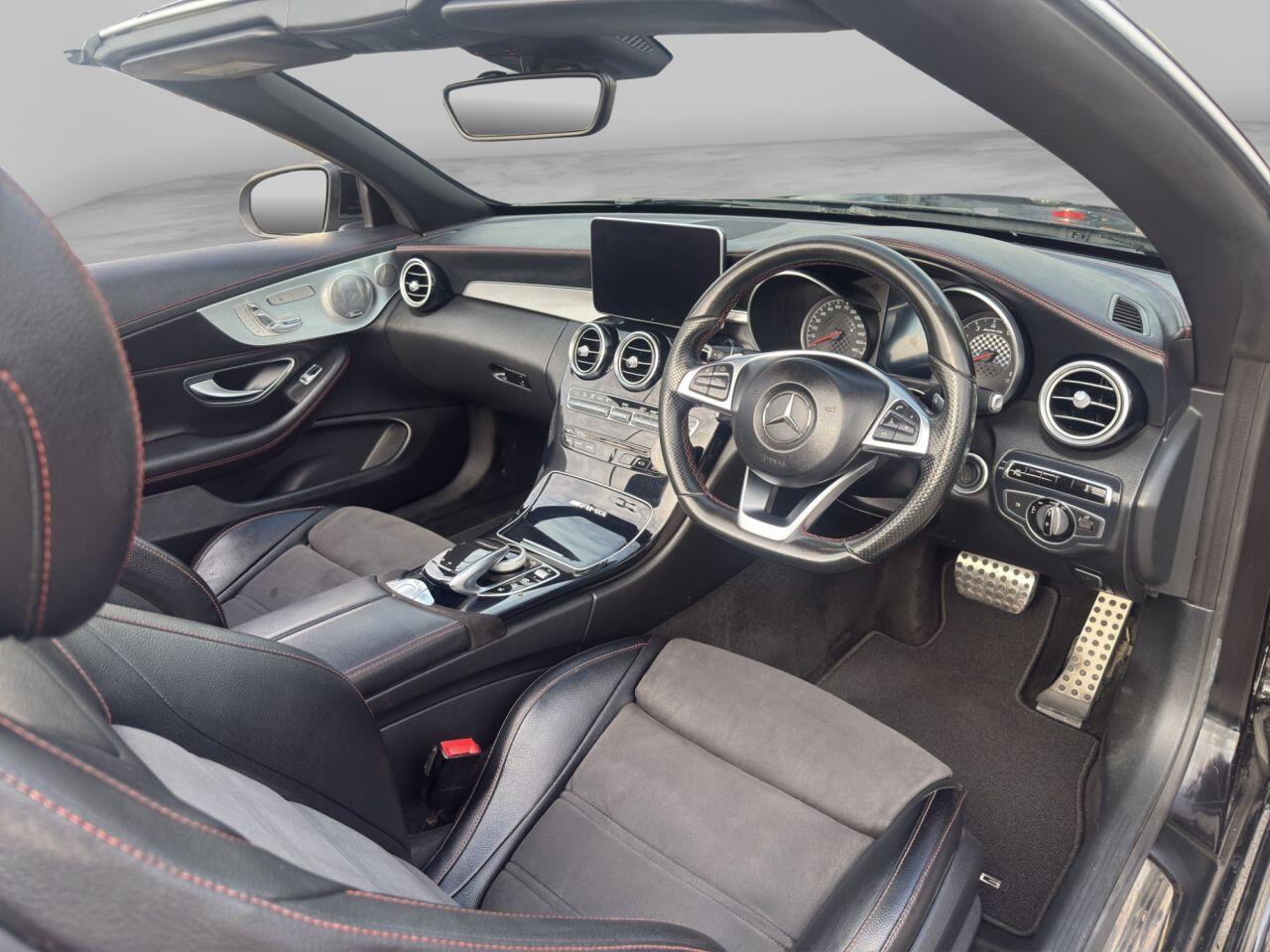 Mercedes-Benz C Class view 11