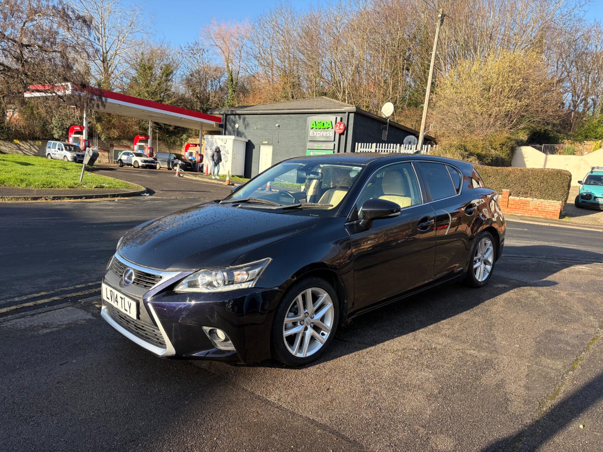 2014 Lexus CT 1.8 200h Luxury CVT Euro 6 (s/s) 5dr • 99,475 miles image 8