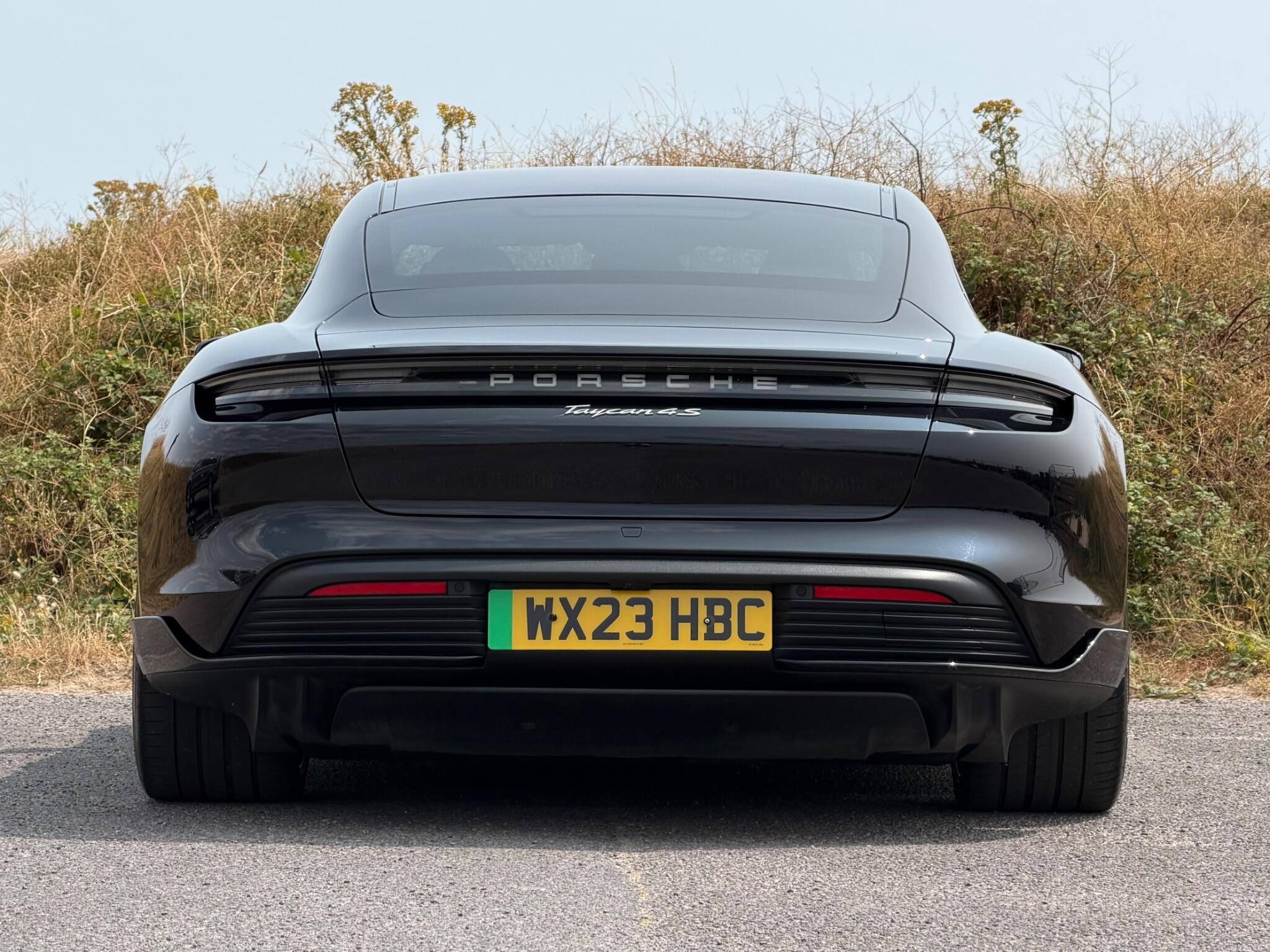 Porsche Taycan view 41