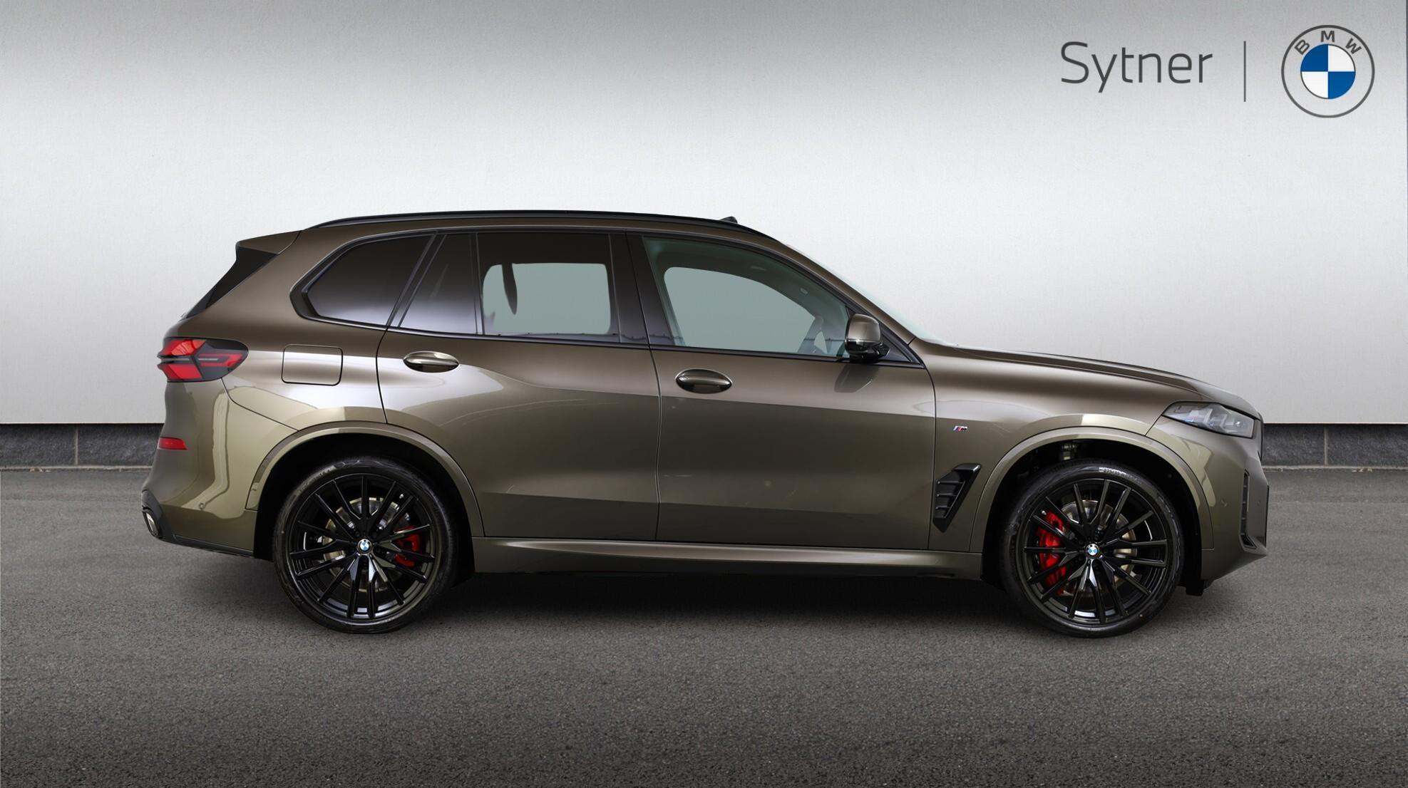 BMW X5 view 3