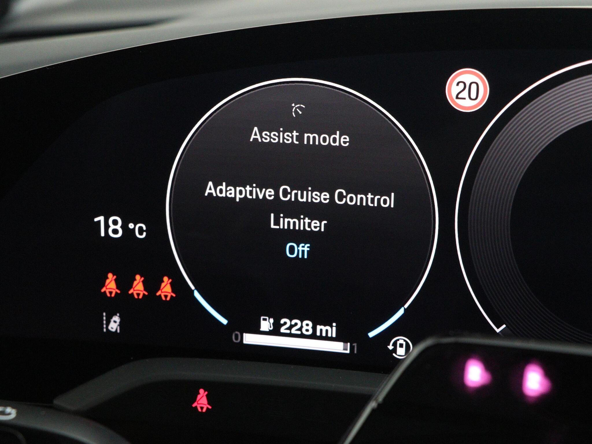 Porsche Taycan view 41