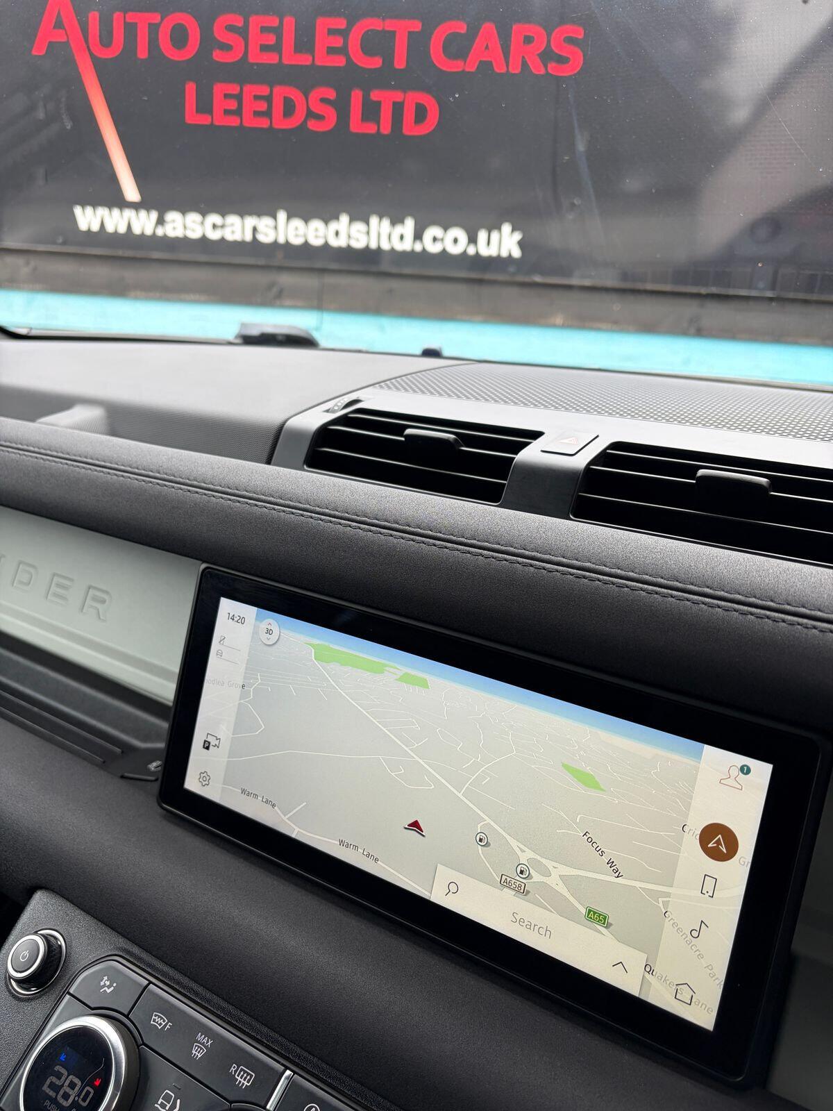 Land Rover Defender view 34