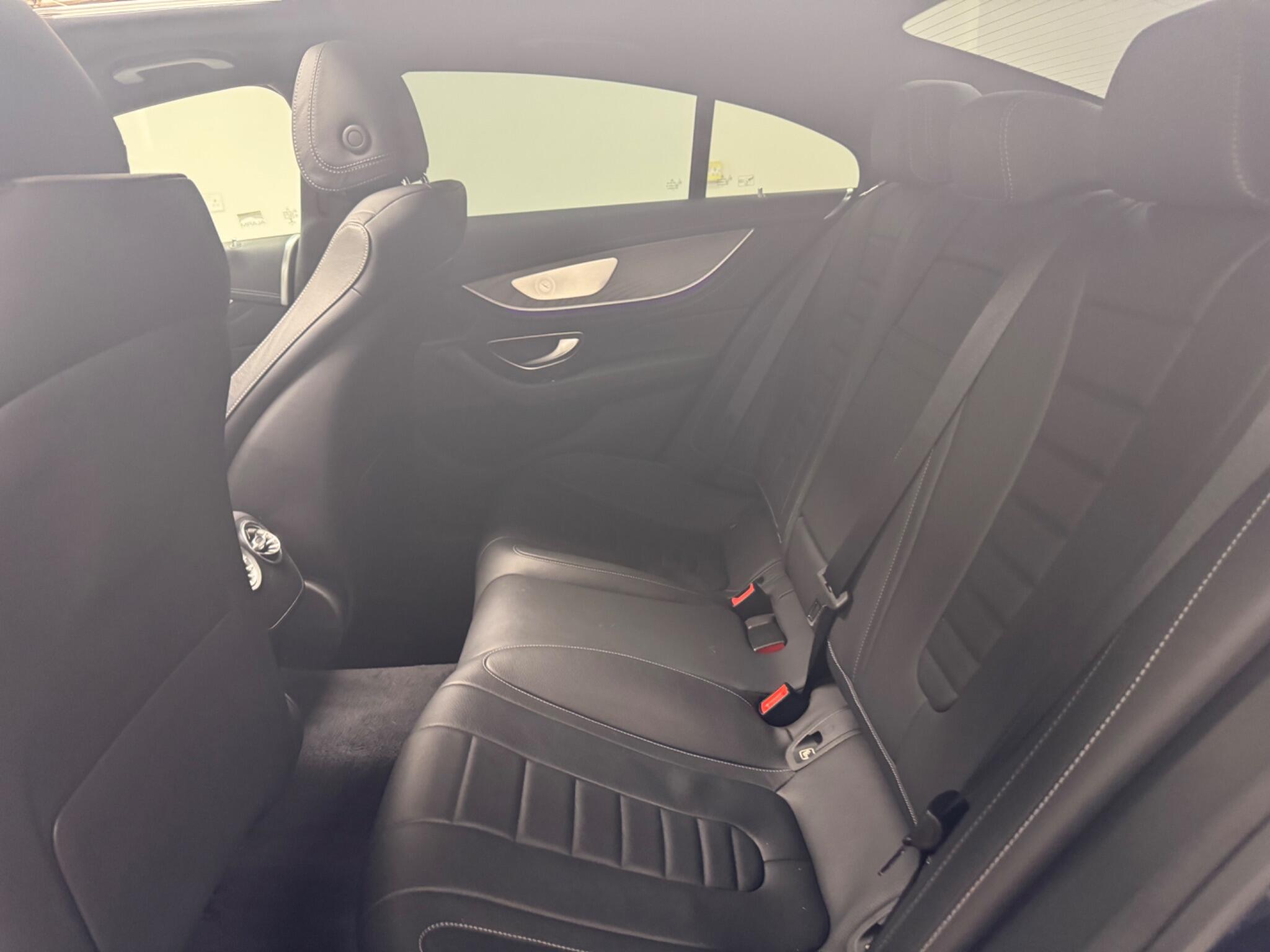 Mercedes-Benz CLS view 13