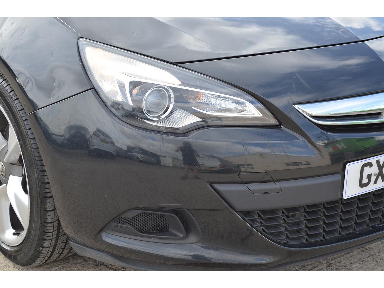 Vauxhall Astra GTC view 34