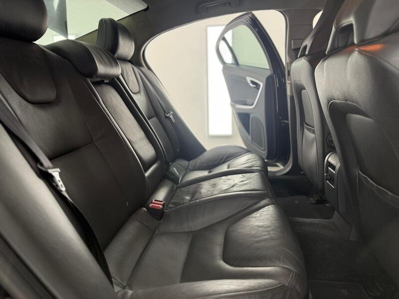 2011 Volvo S60 image 19