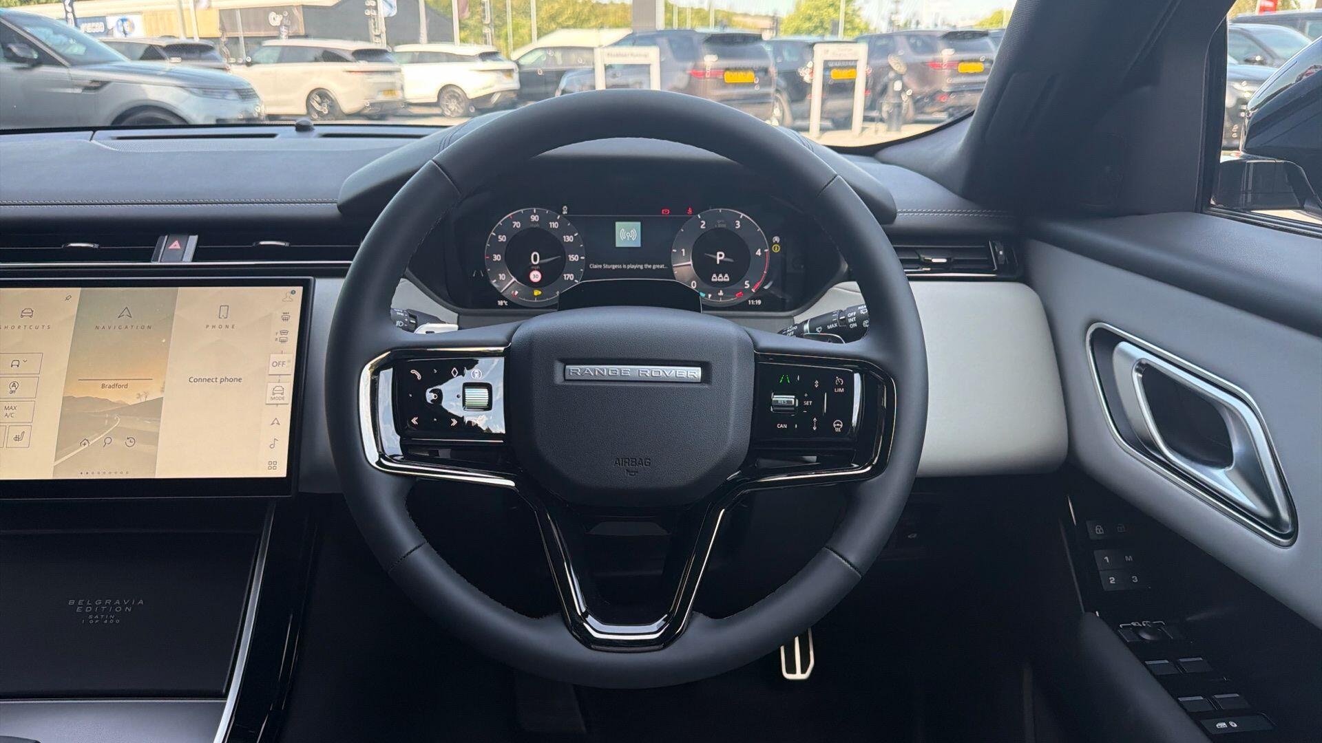 Land Rover Range Rover Velar view 27
