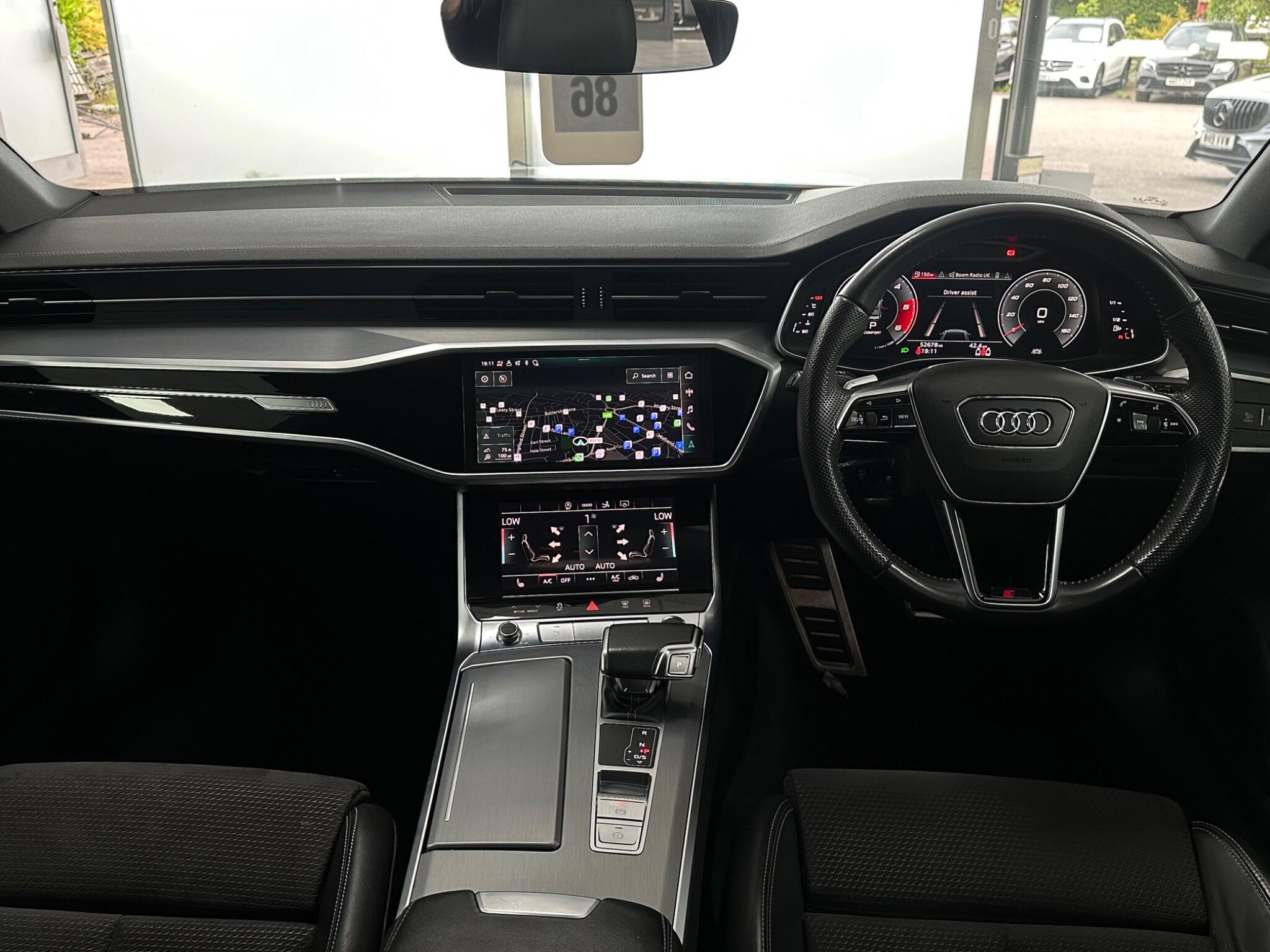 Audi A7 view 16