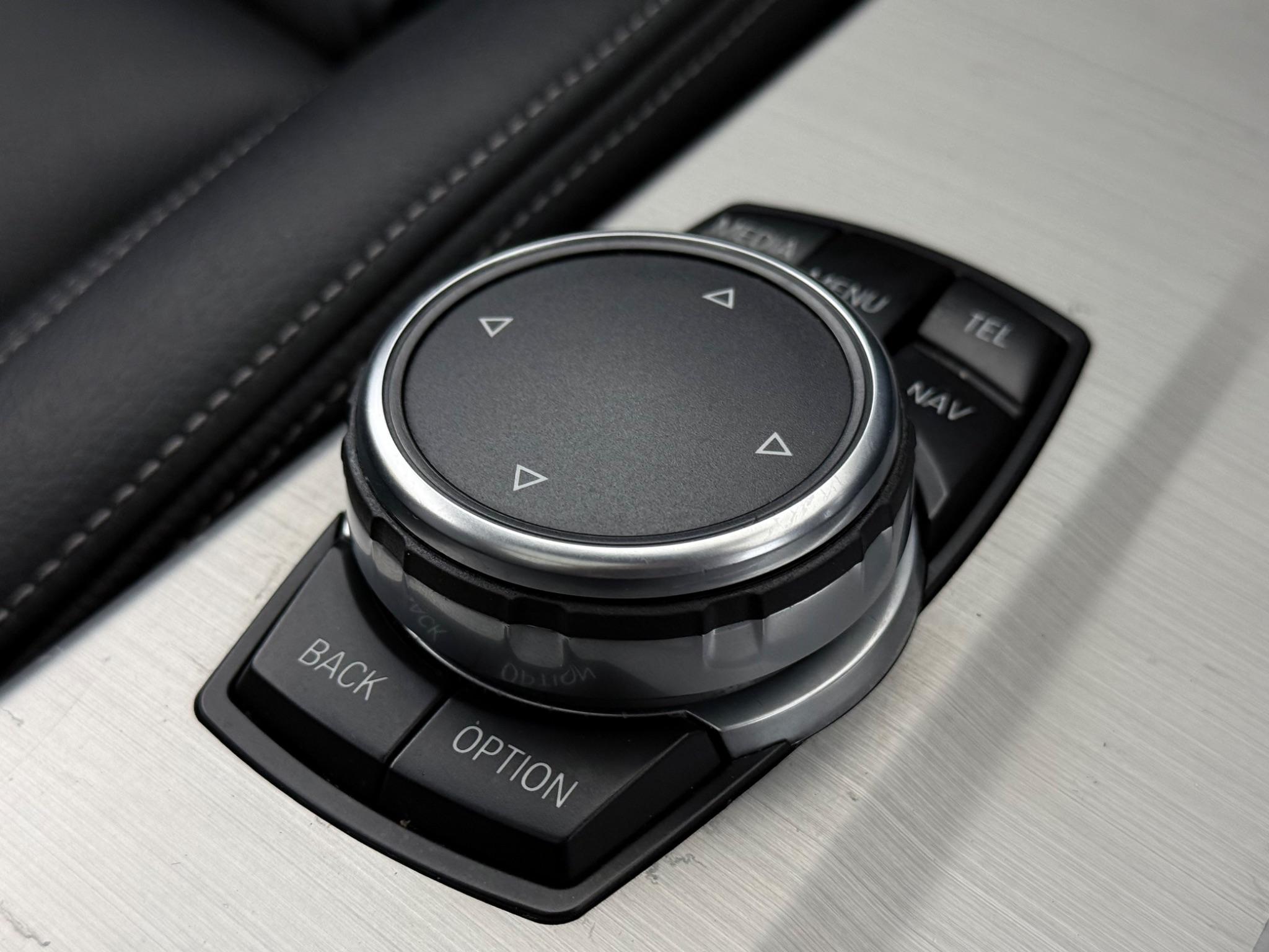 BMW X3 view 32