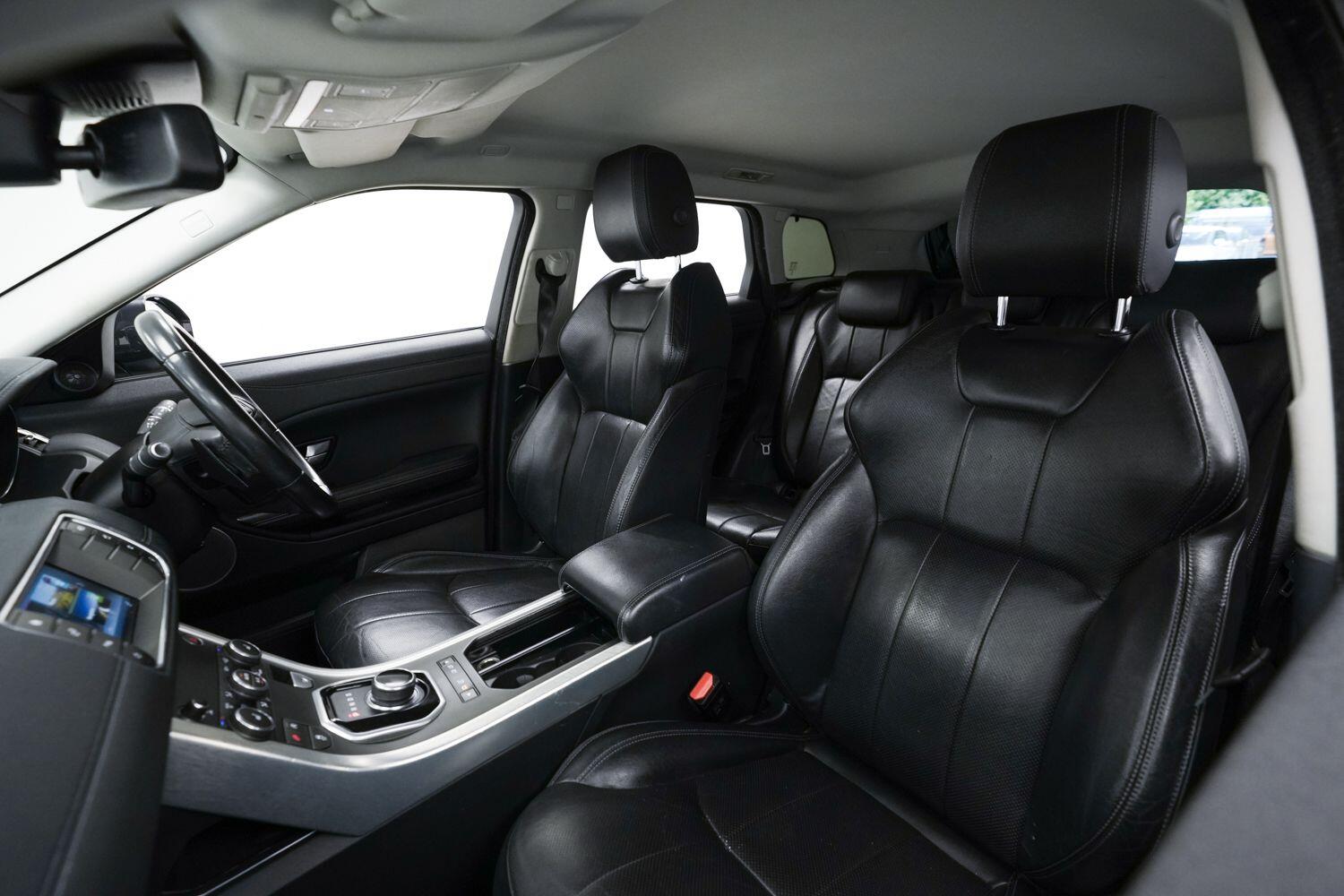Land Rover Range Rover Evoque view 24