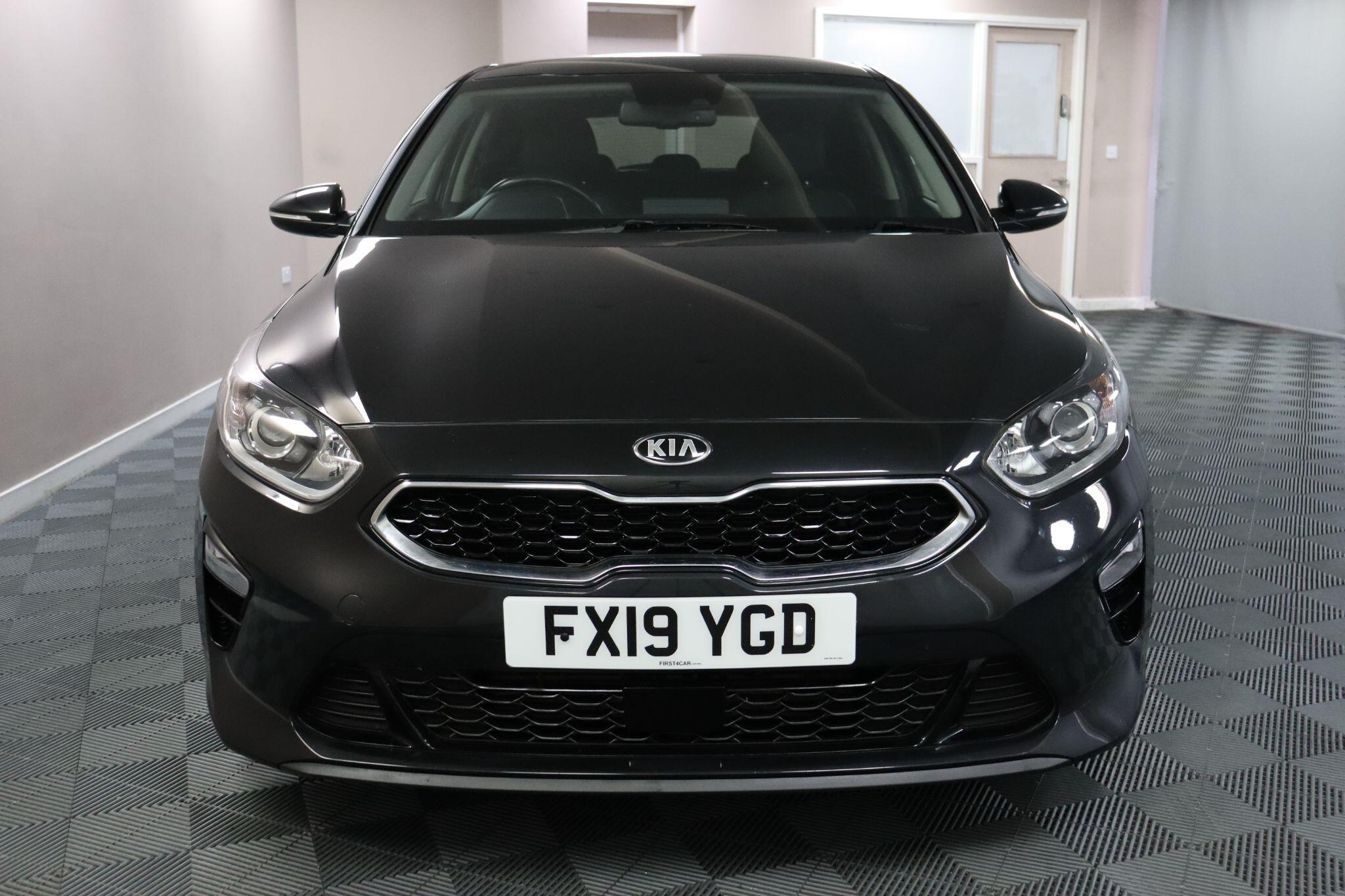Kia Ceed view 2