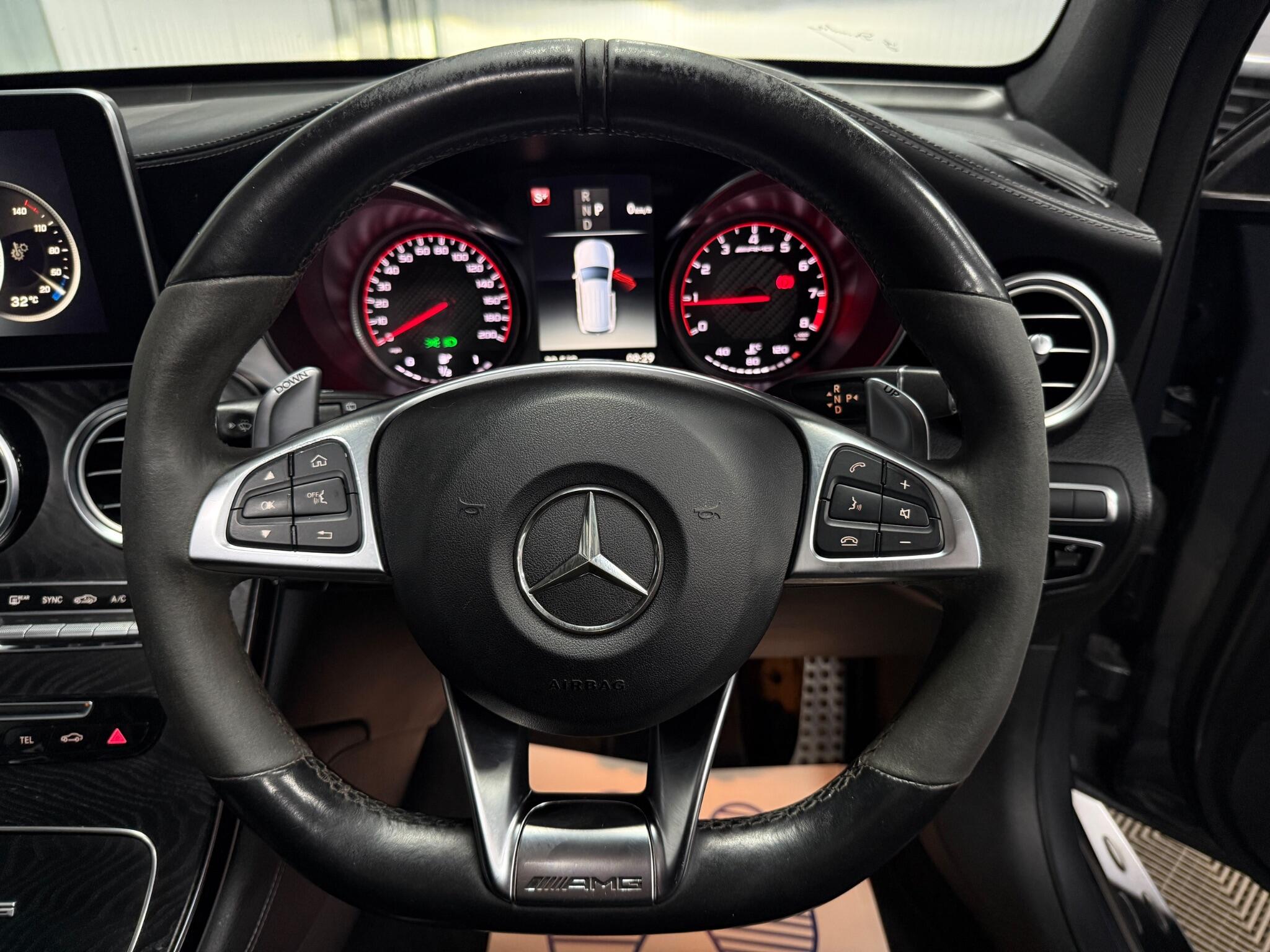 Mercedes-Benz GLC view 19