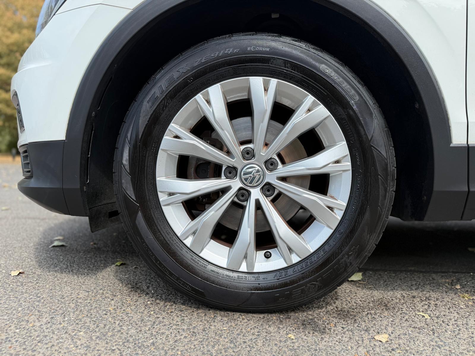Volkswagen Tiguan view 40