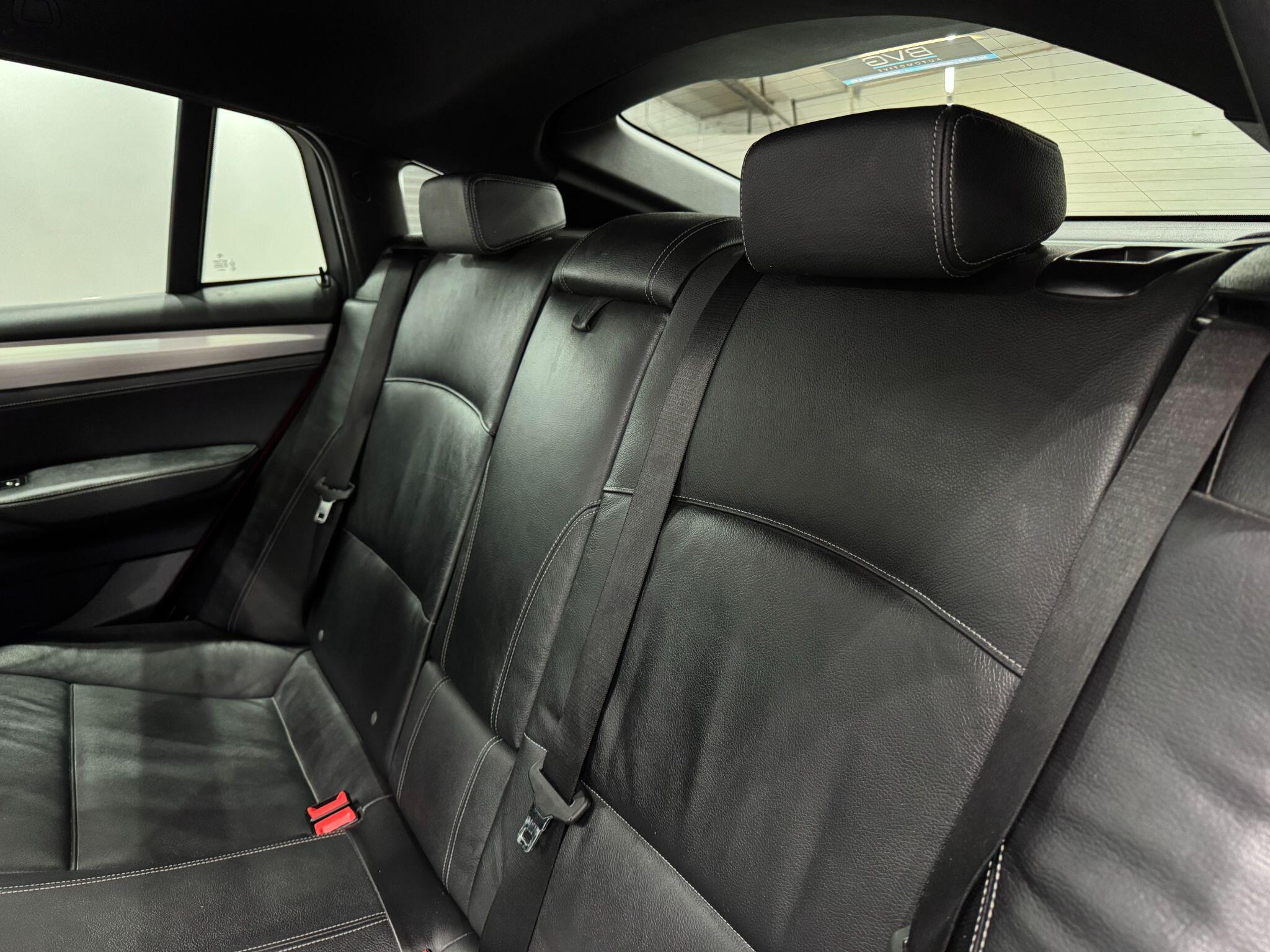 BMW X4 view 52