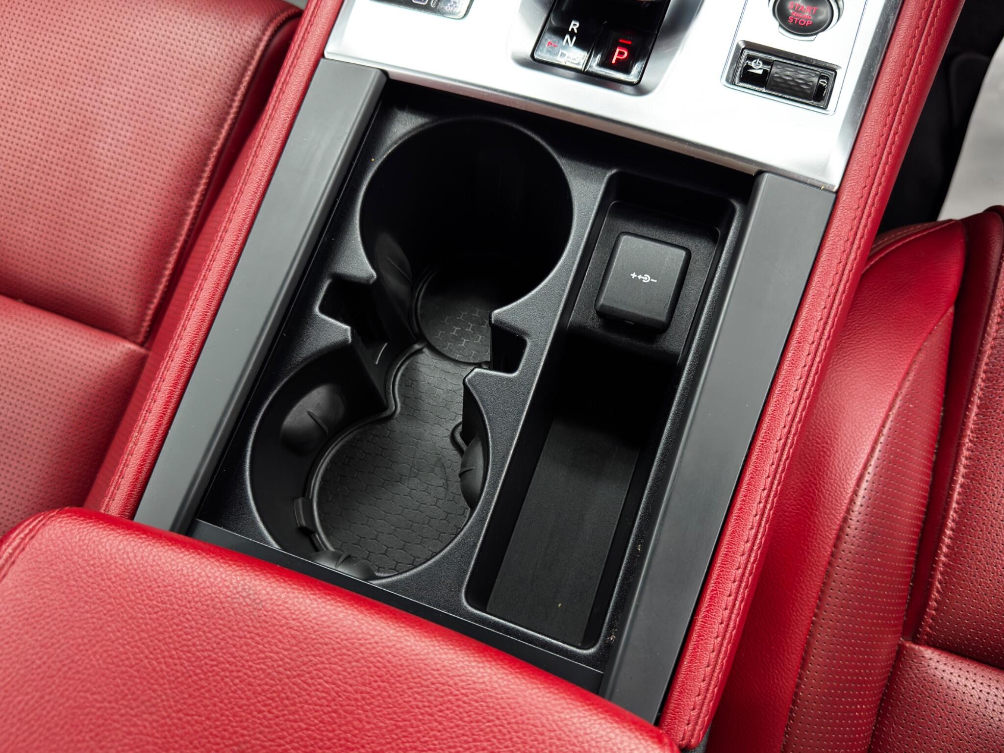 Jaguar F-Pace view 25