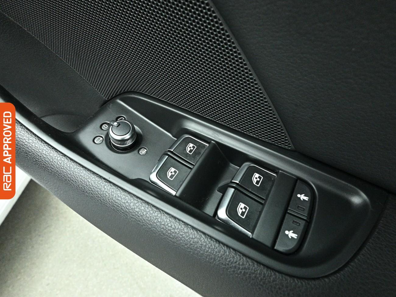 Audi A3 view 26