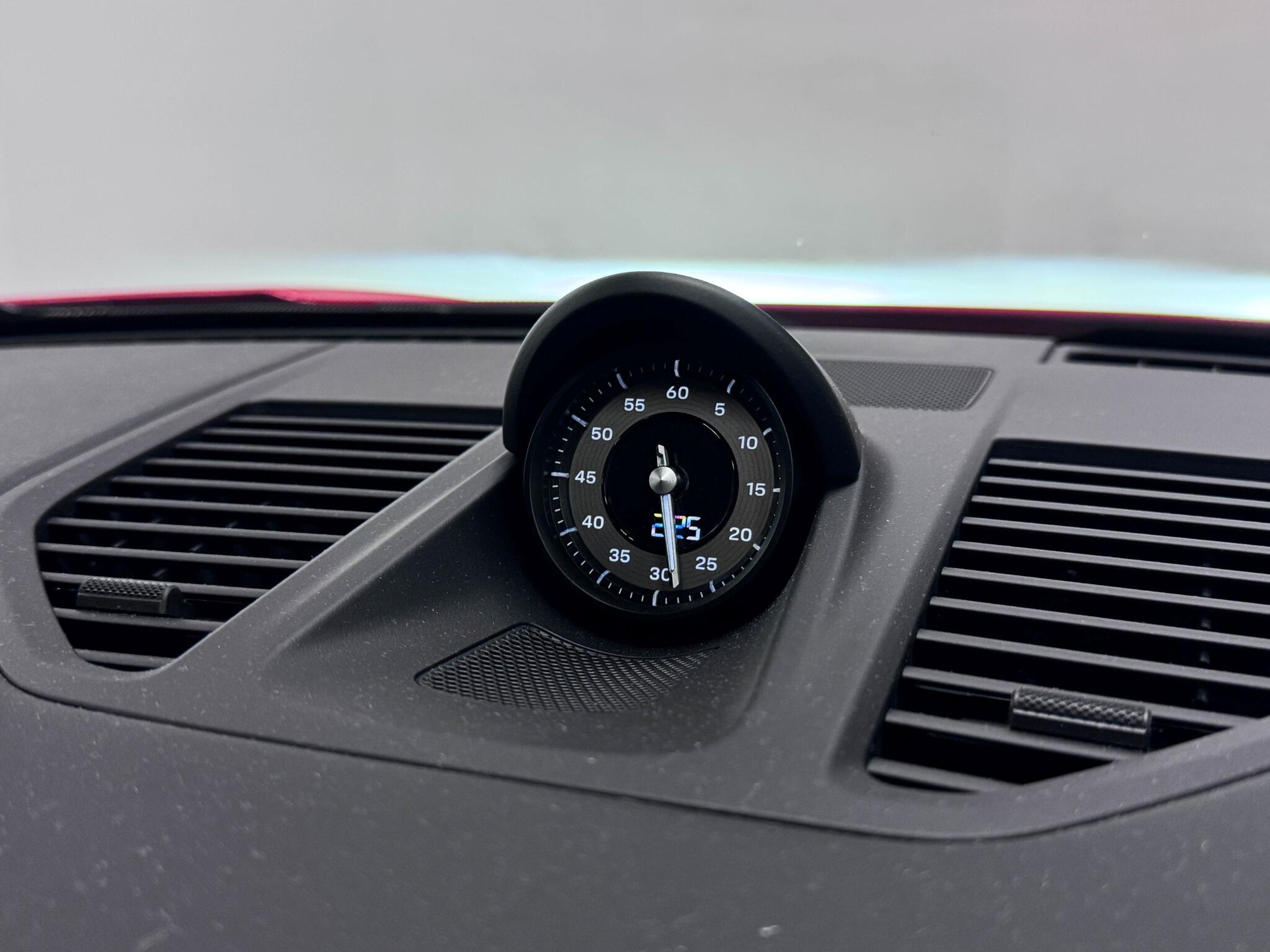 Porsche 911 view 47