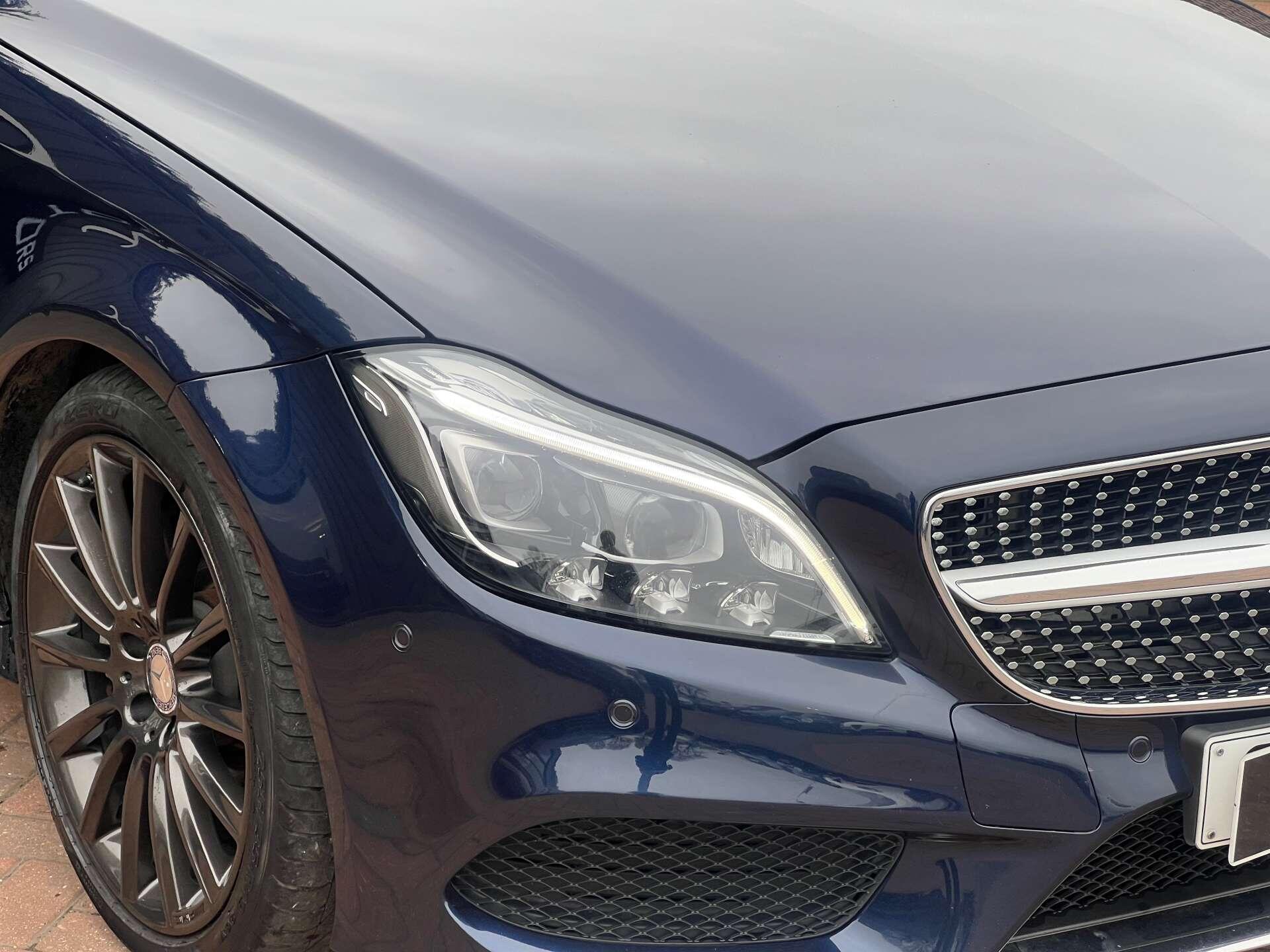 Mercedes-Benz CLS view 54