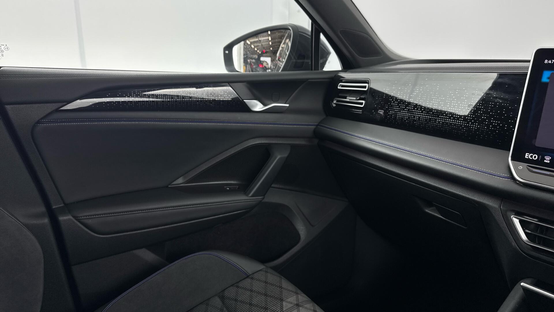 Volkswagen Tiguan view 39