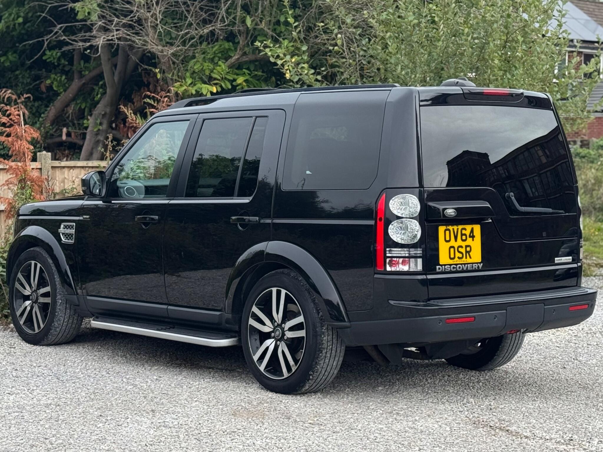Land Rover Discovery view 7